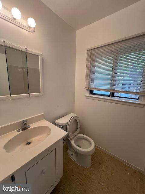 DANBURY VILLAGE - Residential