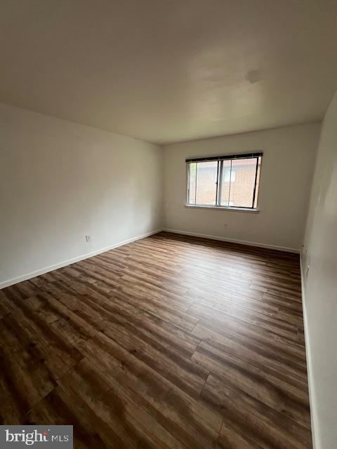 DANBURY VILLAGE - Residential