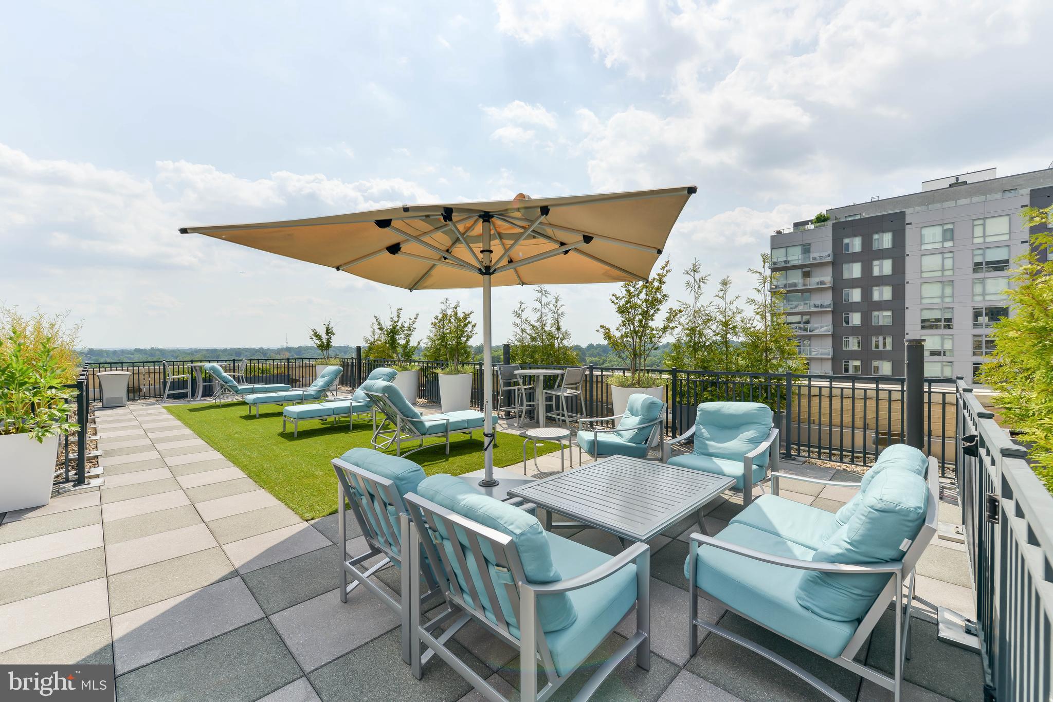 LIONSGATE - Residential