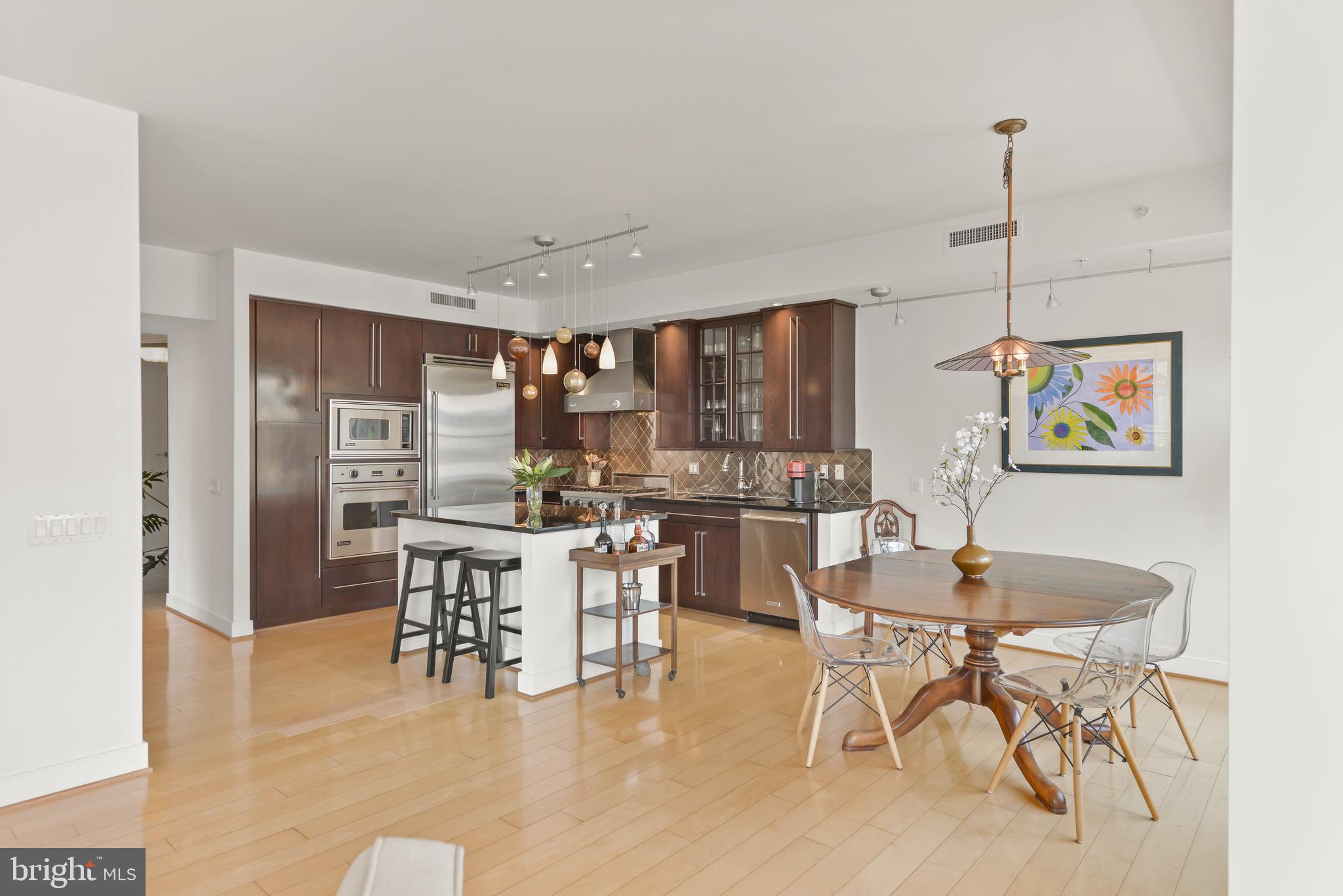 LIONSGATE - Residential