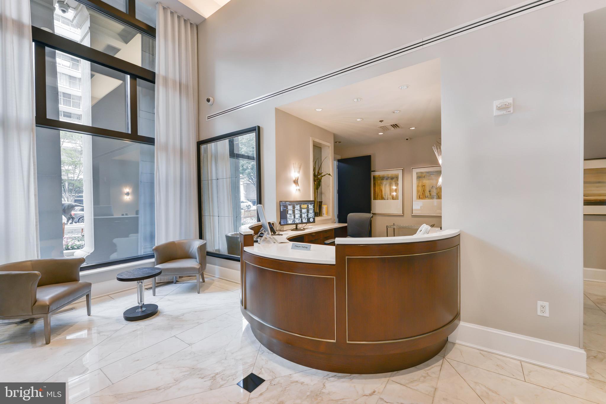 LIONSGATE - Residential