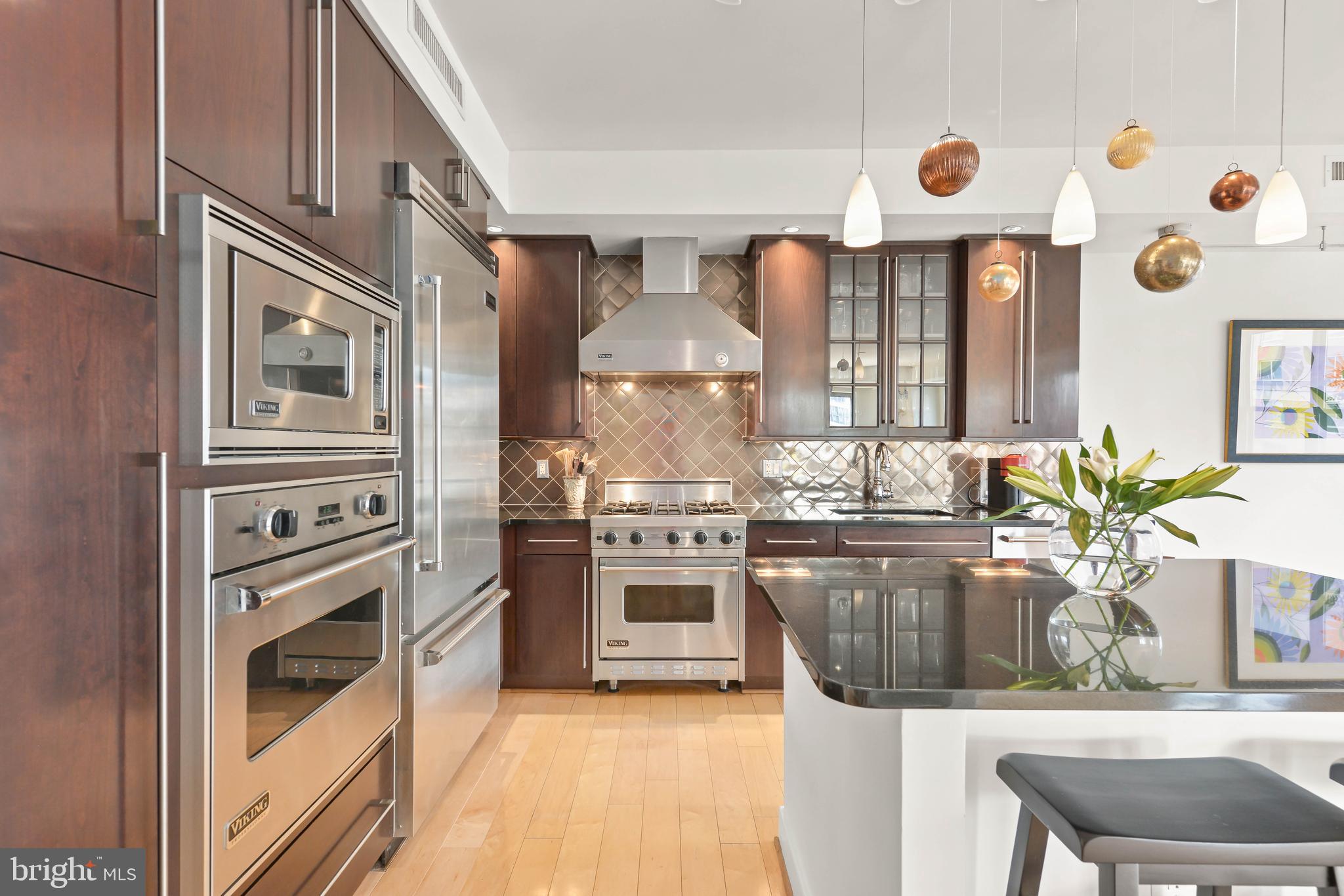 LIONSGATE - Residential