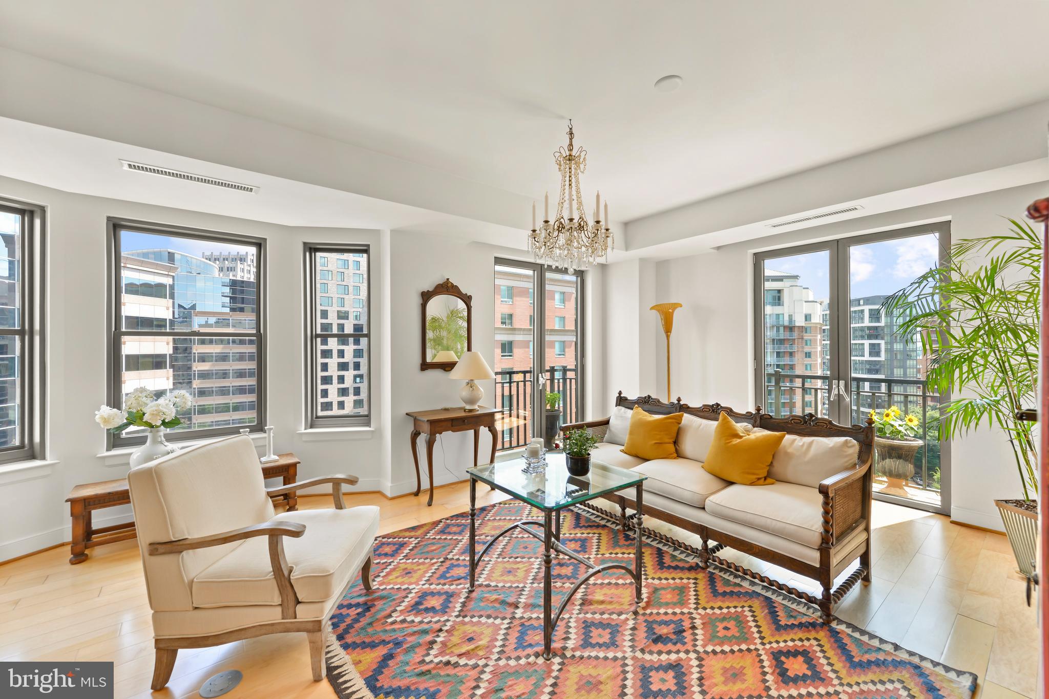 LIONSGATE - Residential