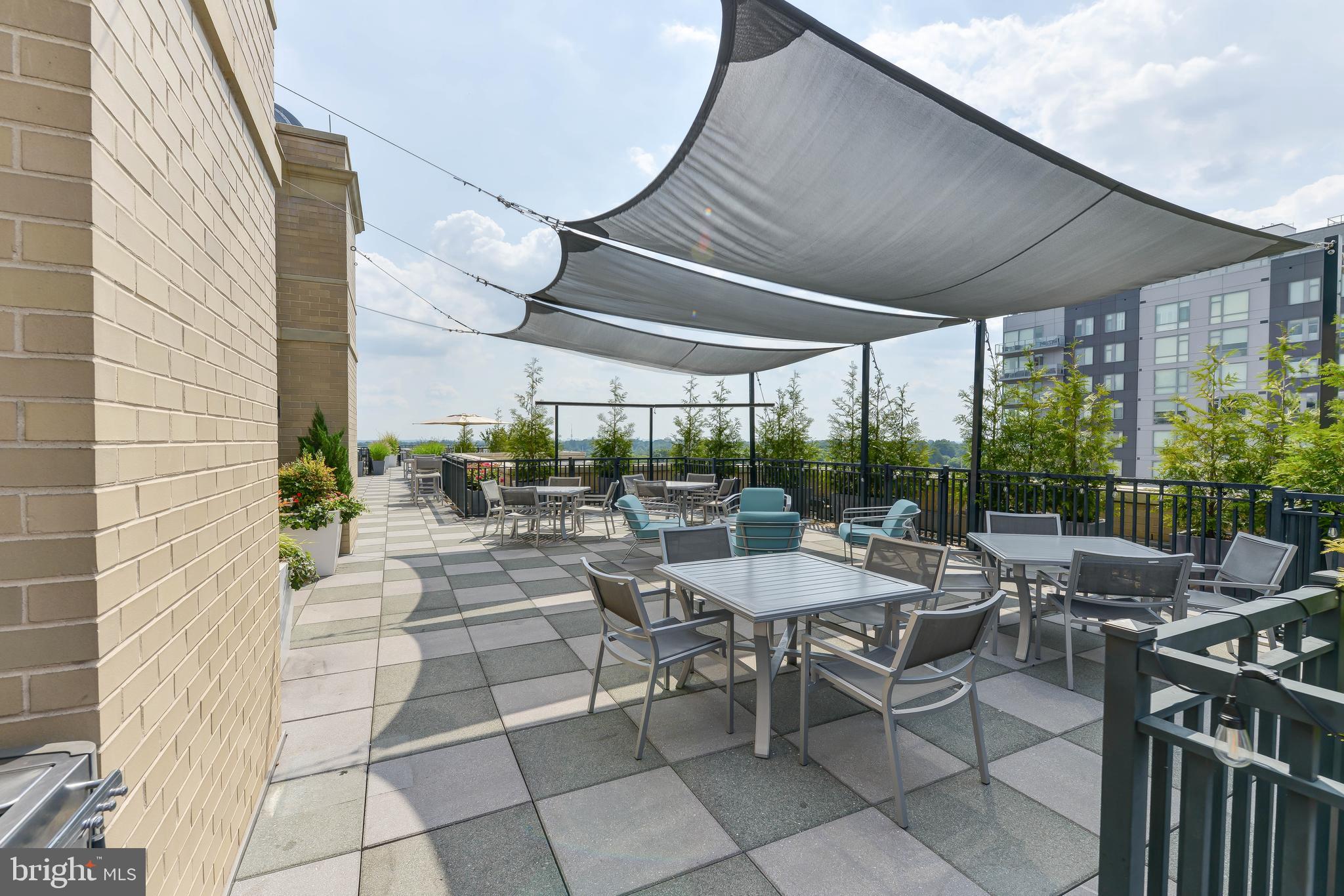 LIONSGATE - Residential