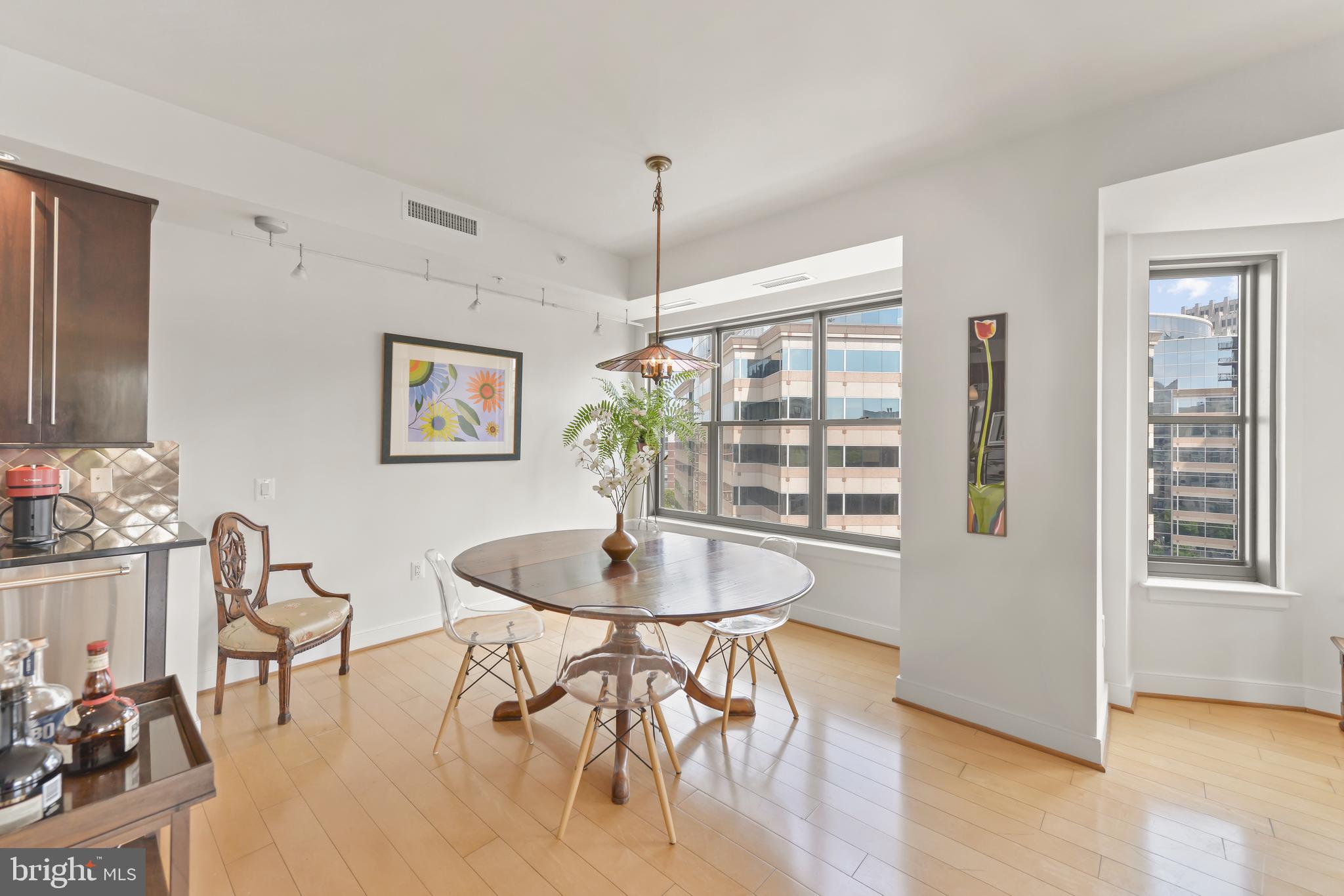 LIONSGATE - Residential