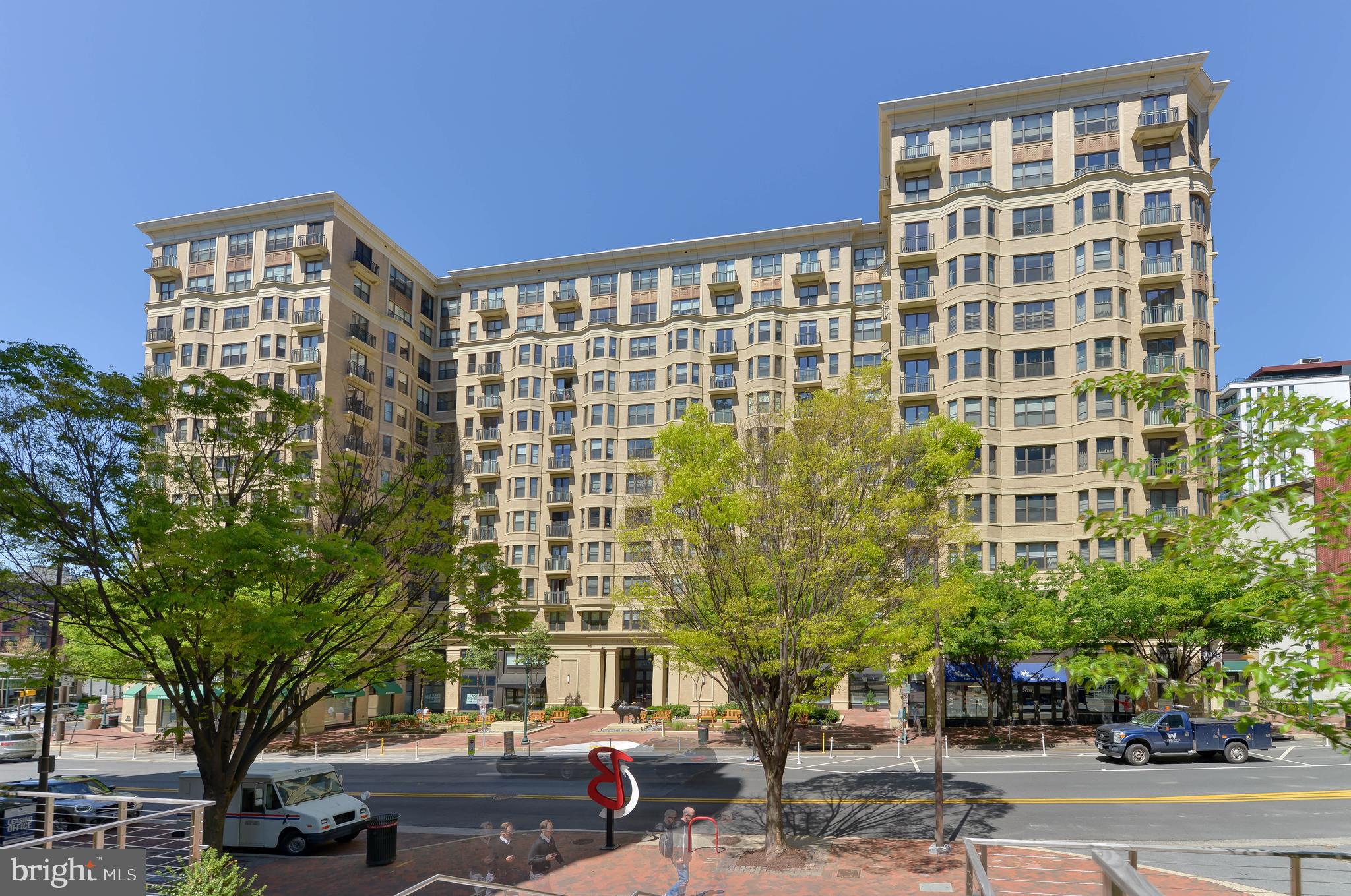 LIONSGATE - Residential