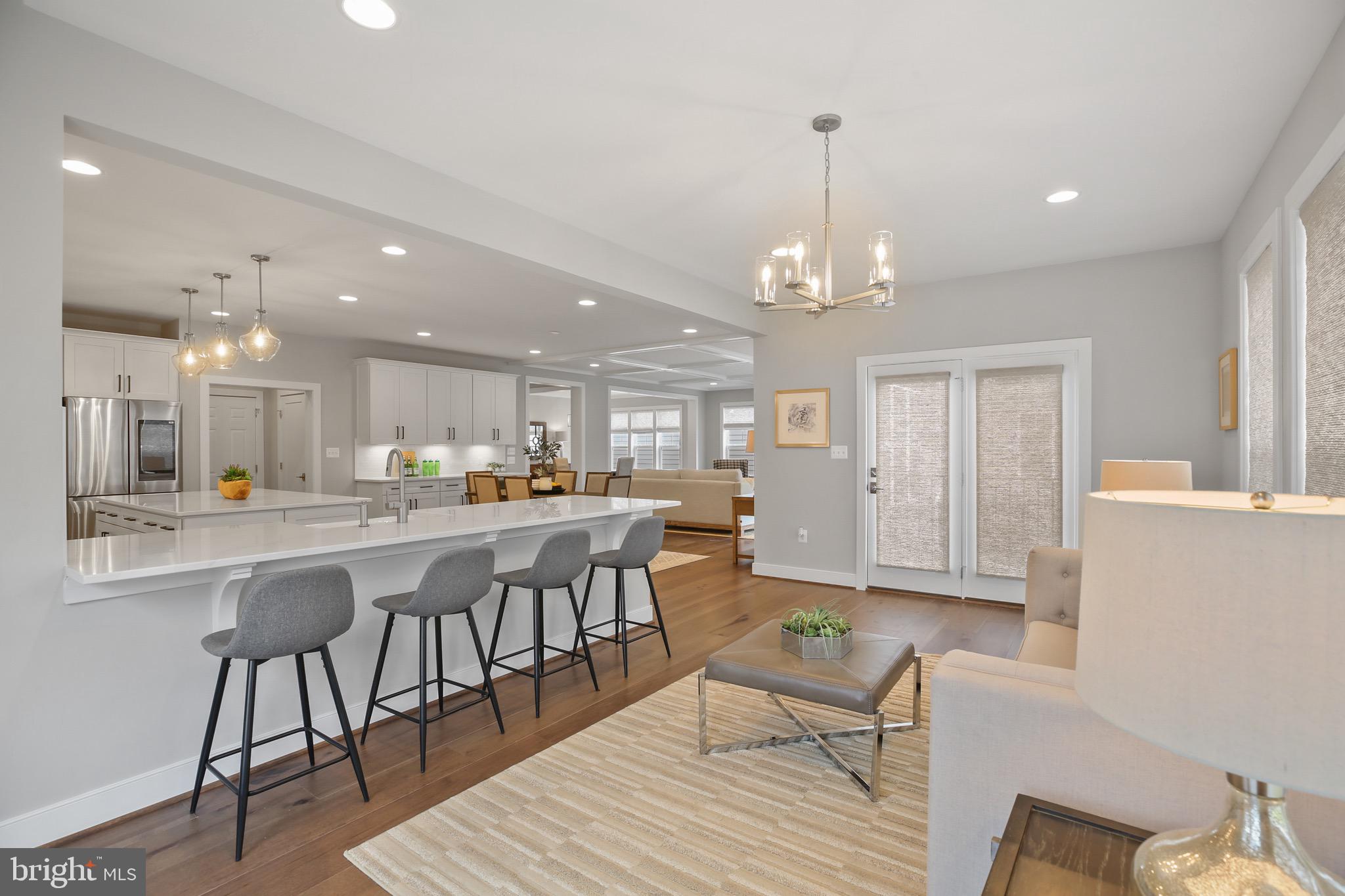 VIENNA WOODS - Residential