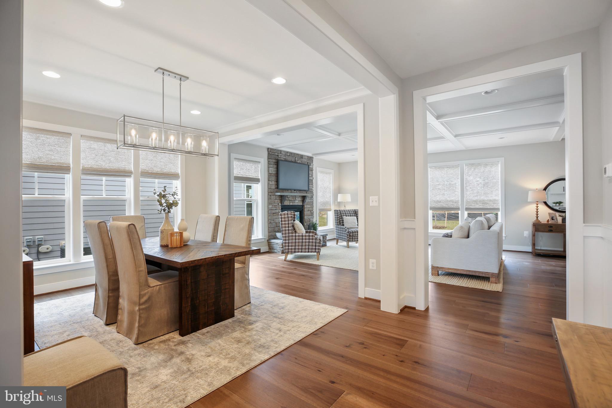 VIENNA WOODS - Residential