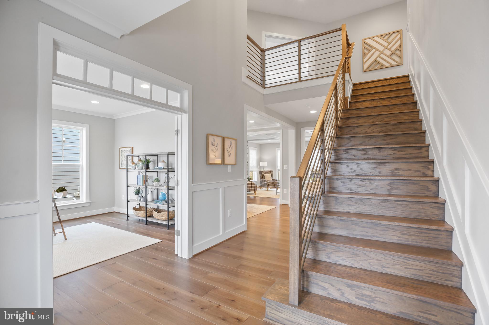 VIENNA WOODS - Residential