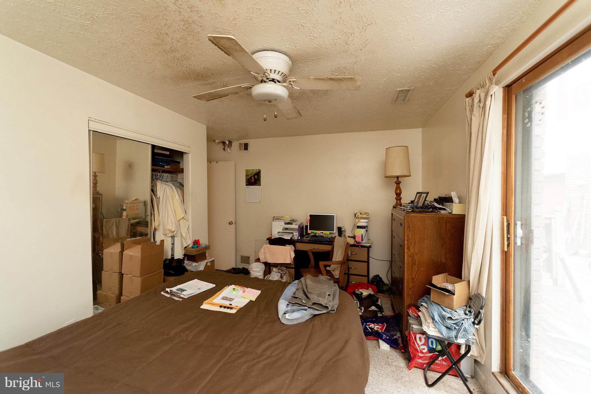 SUNRISE BEACH - Residential