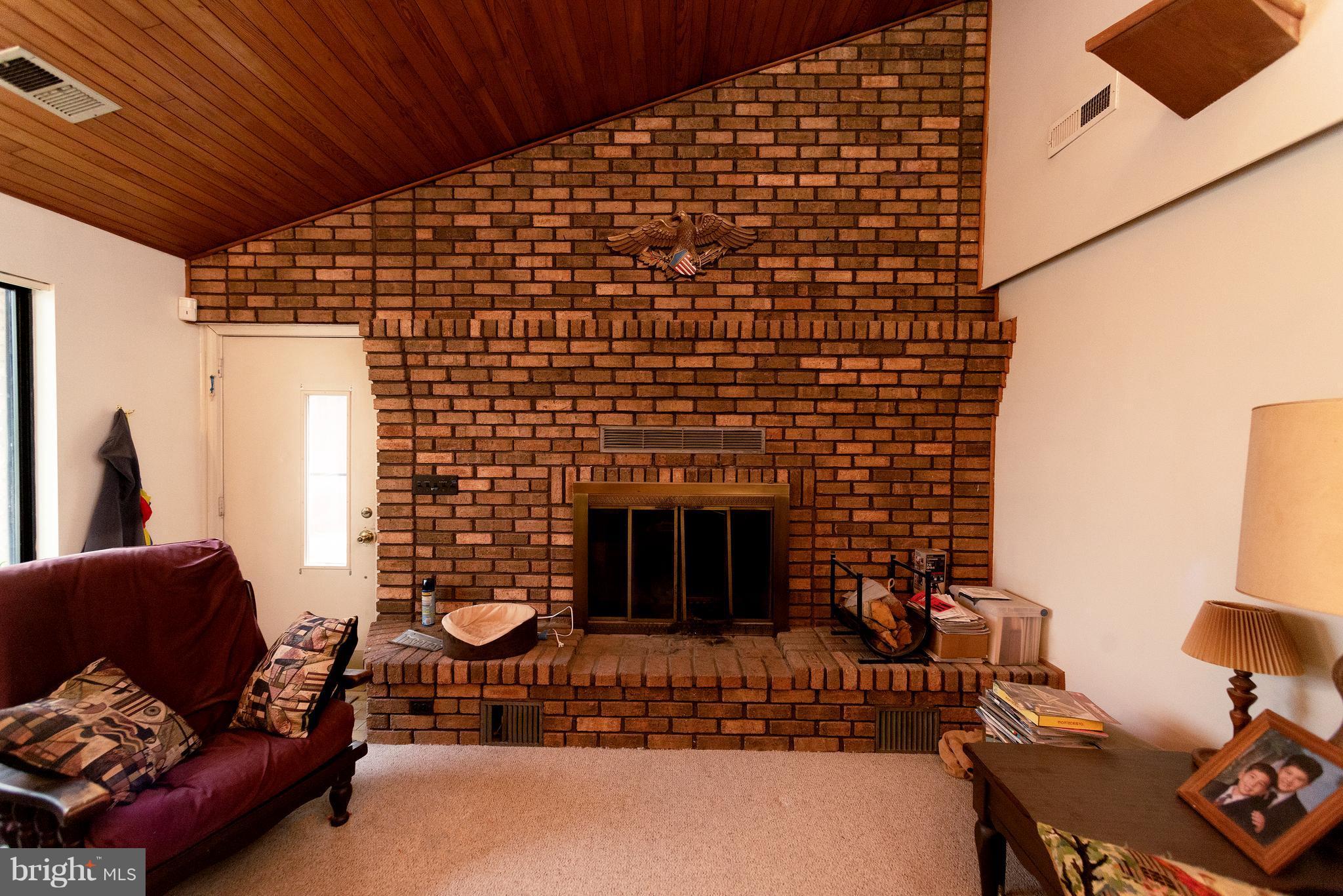 SUNRISE BEACH - Residential