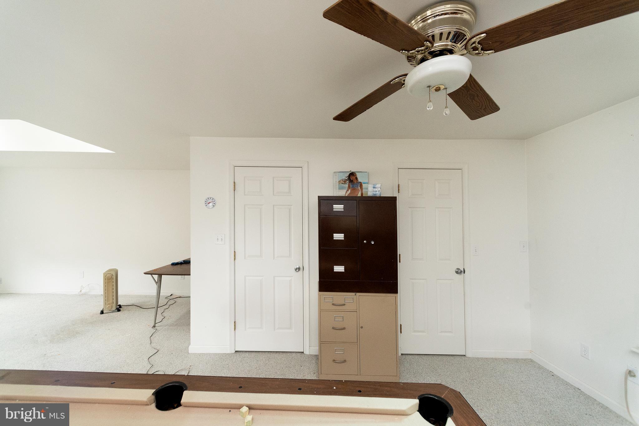 SUNRISE BEACH - Residential