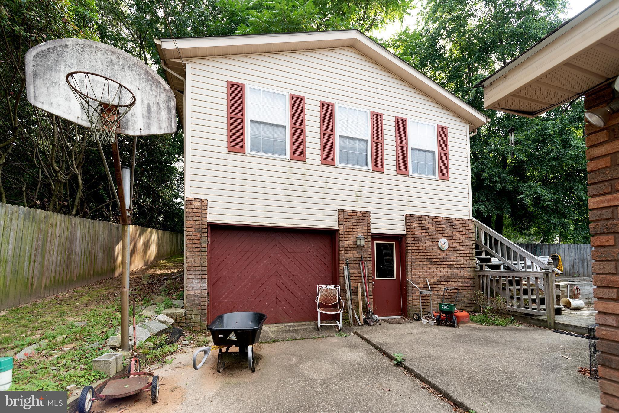 SUNRISE BEACH - Residential