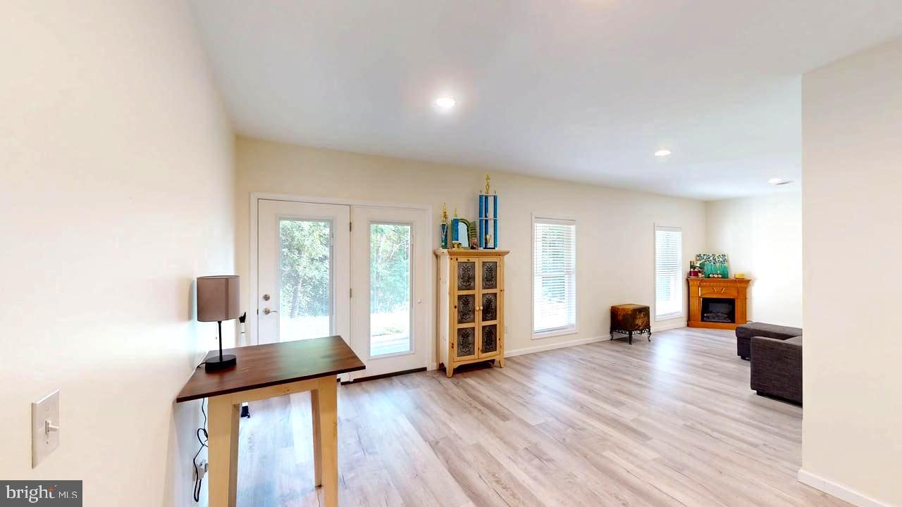 DEERFIELD ESTATES - Residential