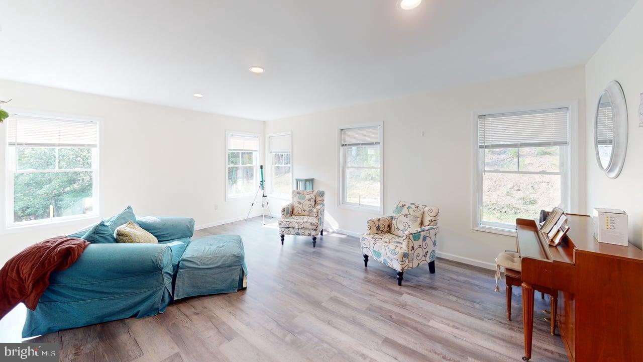 DEERFIELD ESTATES - Residential