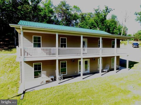 119 PINE CREST COURT FORT ASHBY WV 26719