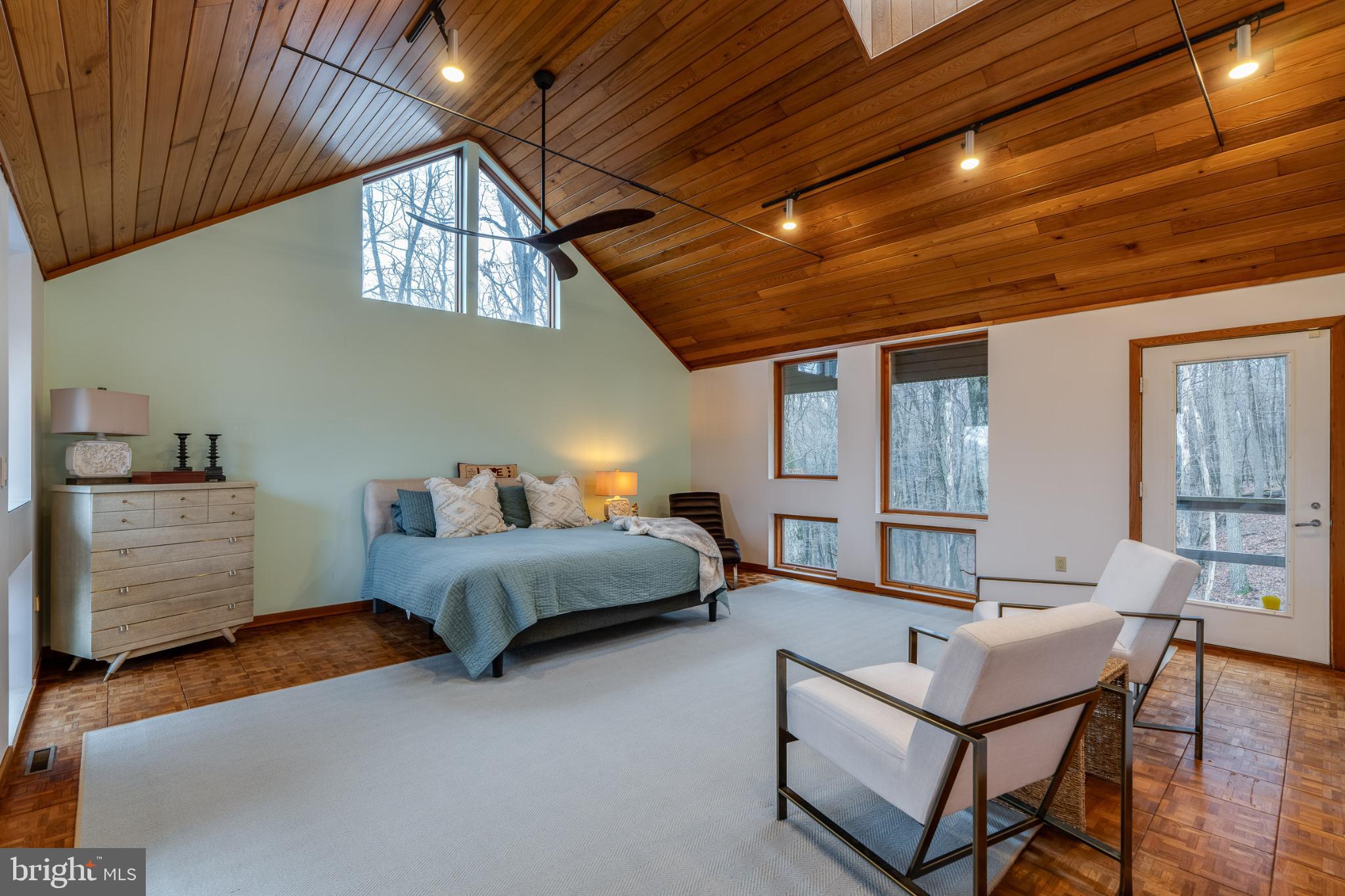 TEXTER MOUNTAIN - Residential