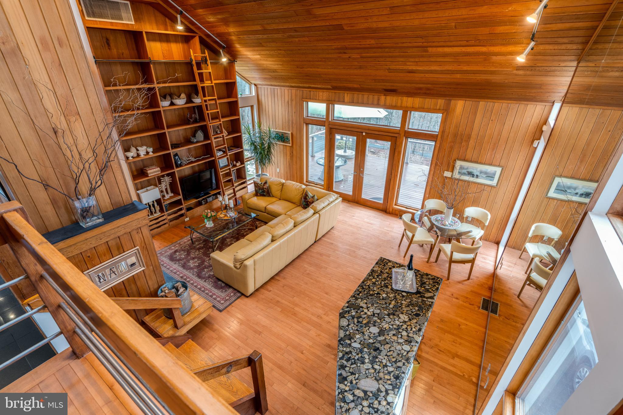 TEXTER MOUNTAIN - Residential