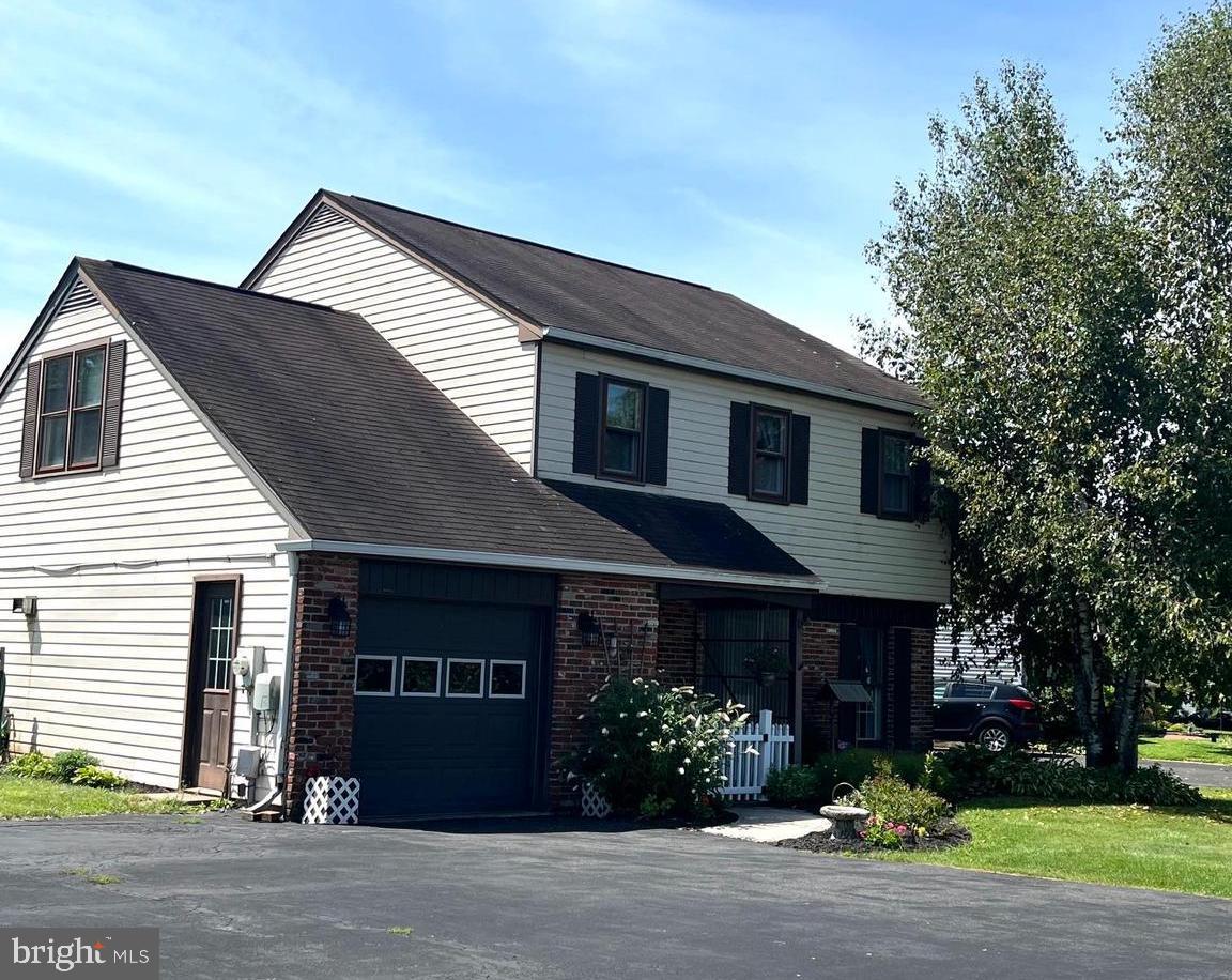 881 DEPOT LANE