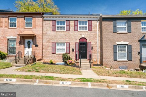Photo of 1416 Flagship Drive, WOODBRIDGE, VA 22192 (MLS # VAPW2116880)
