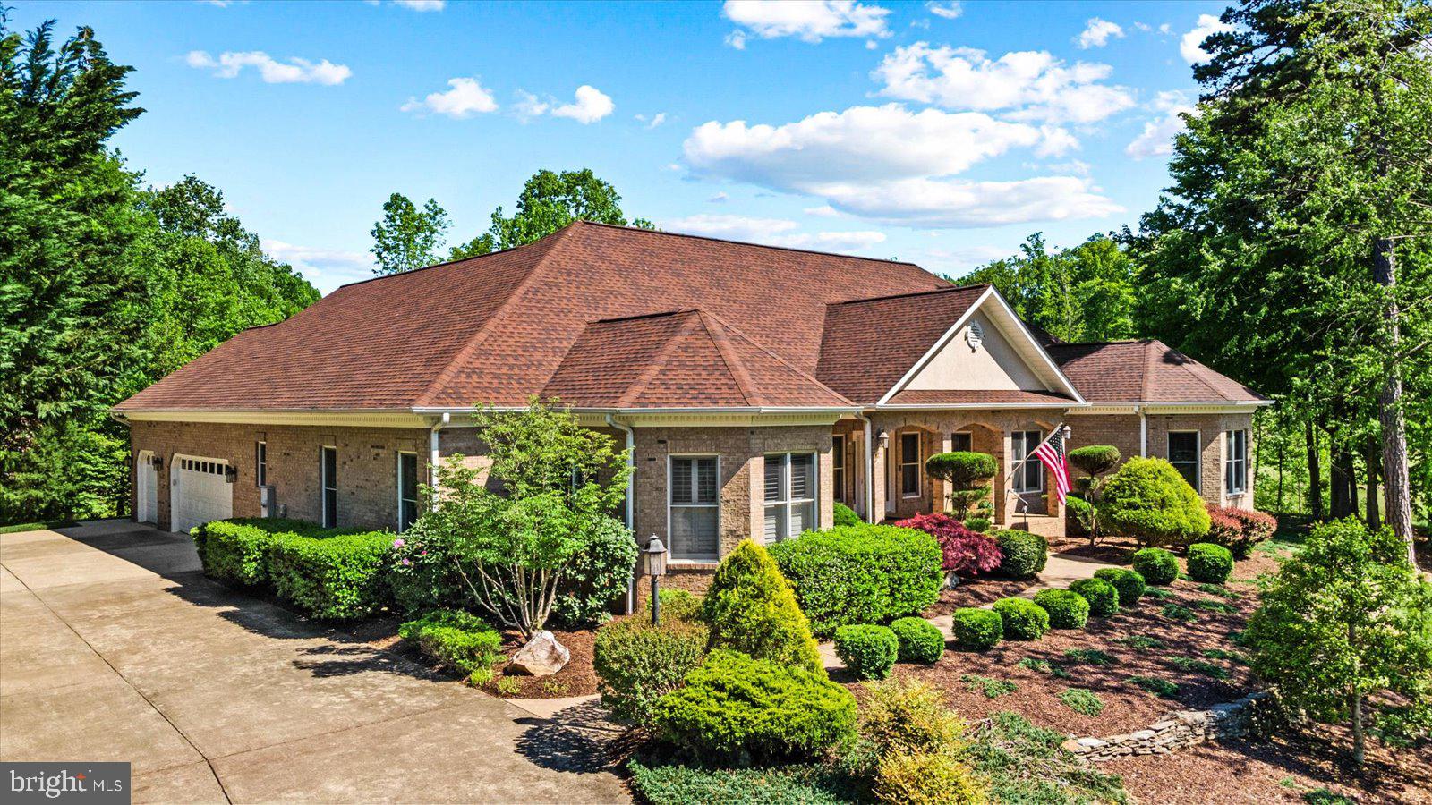 AUGUSTINE NORTH - Residential