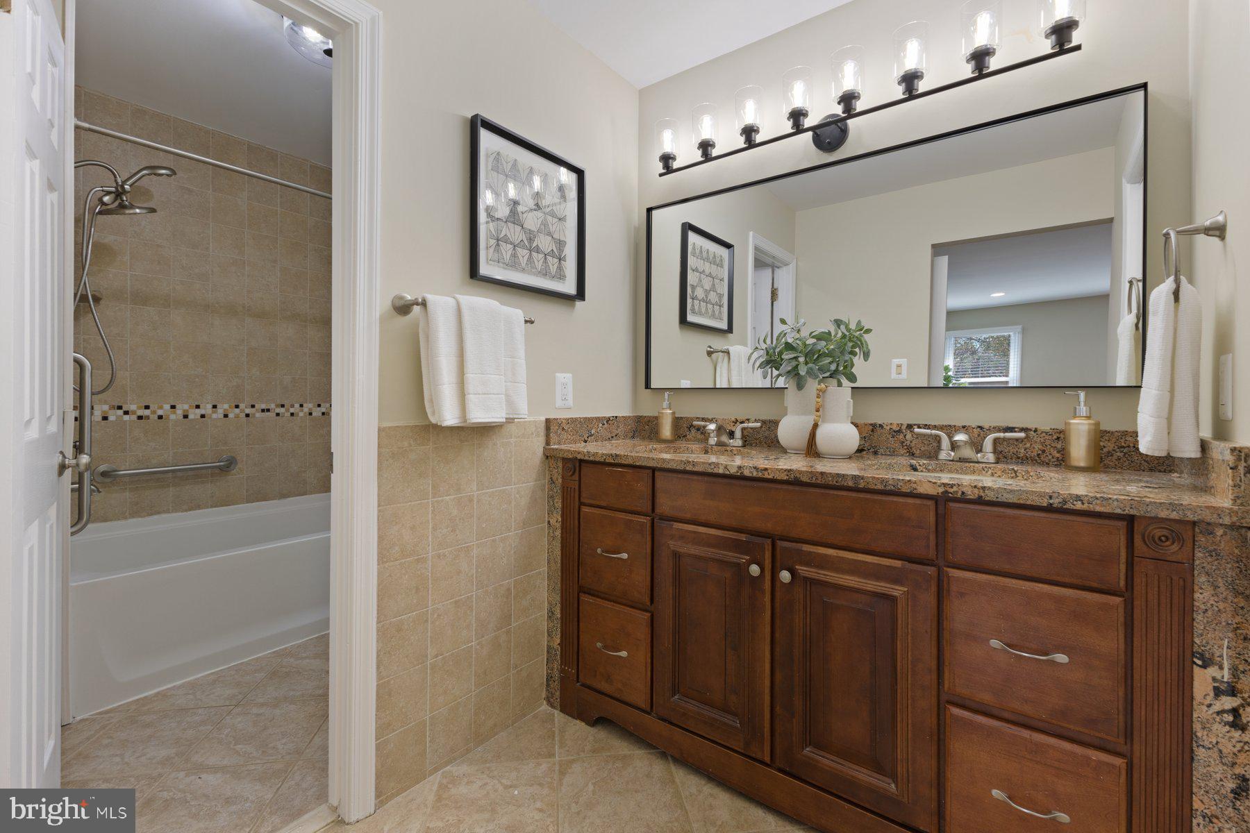 KENWOOD OAKS - Residential