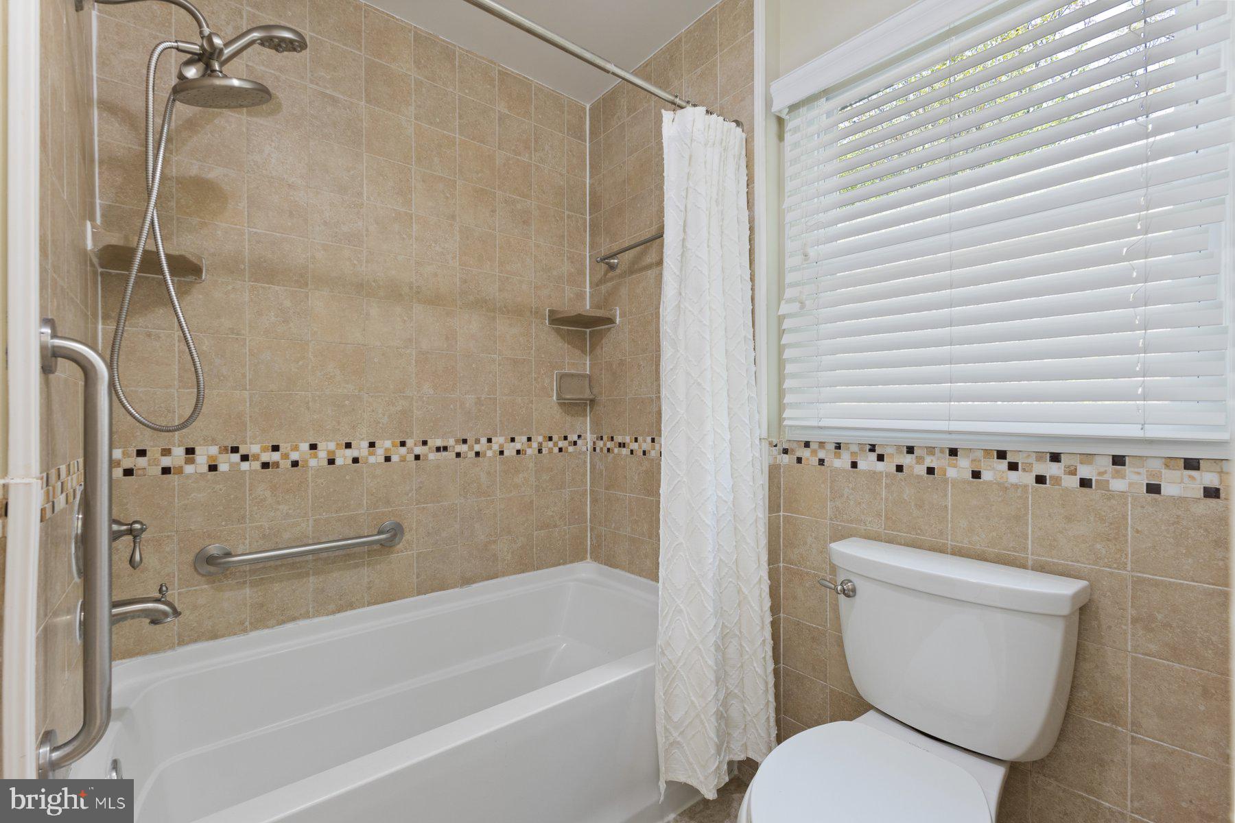 KENWOOD OAKS - Residential