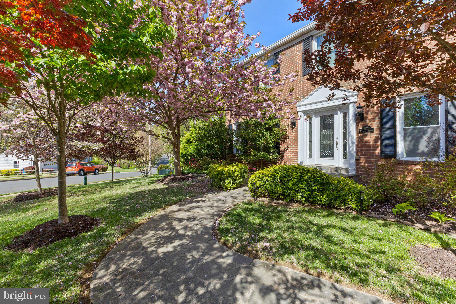 KENWOOD OAKS - Residential