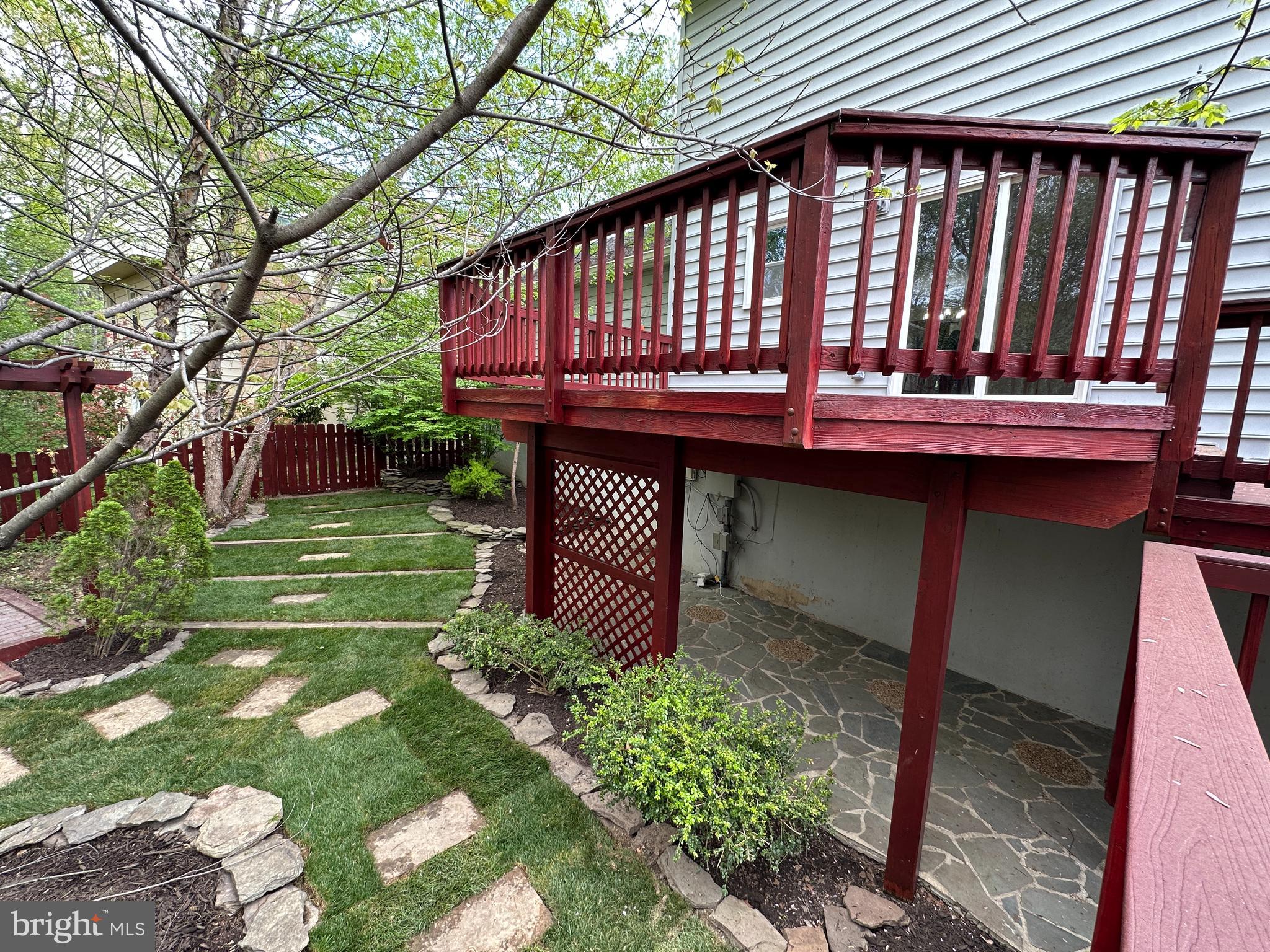 KENWOOD OAKS - Residential