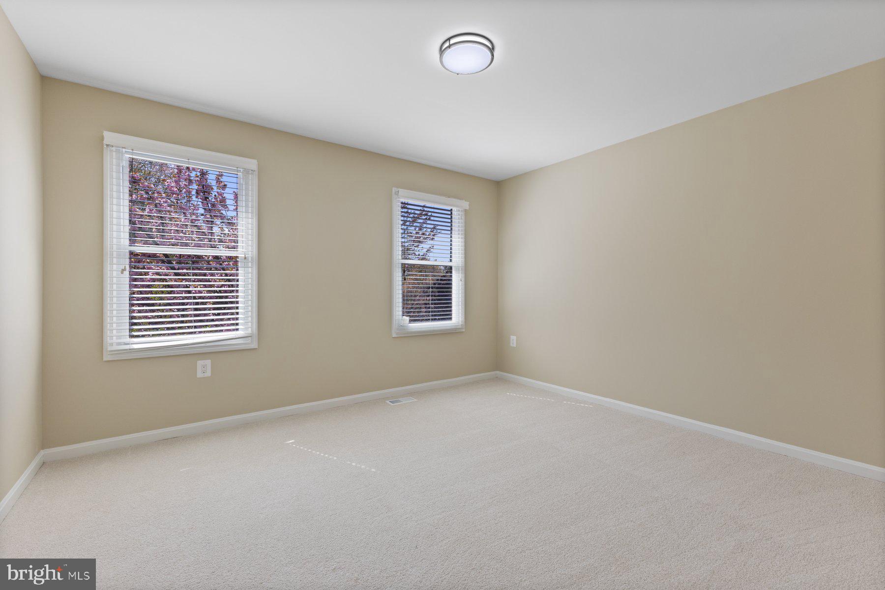 KENWOOD OAKS - Residential