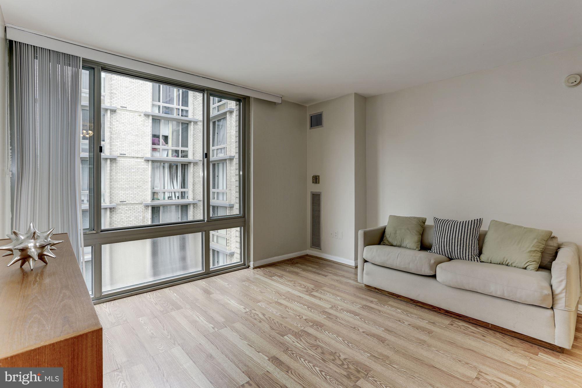 FOGGY BOTTOM - Residential Lease