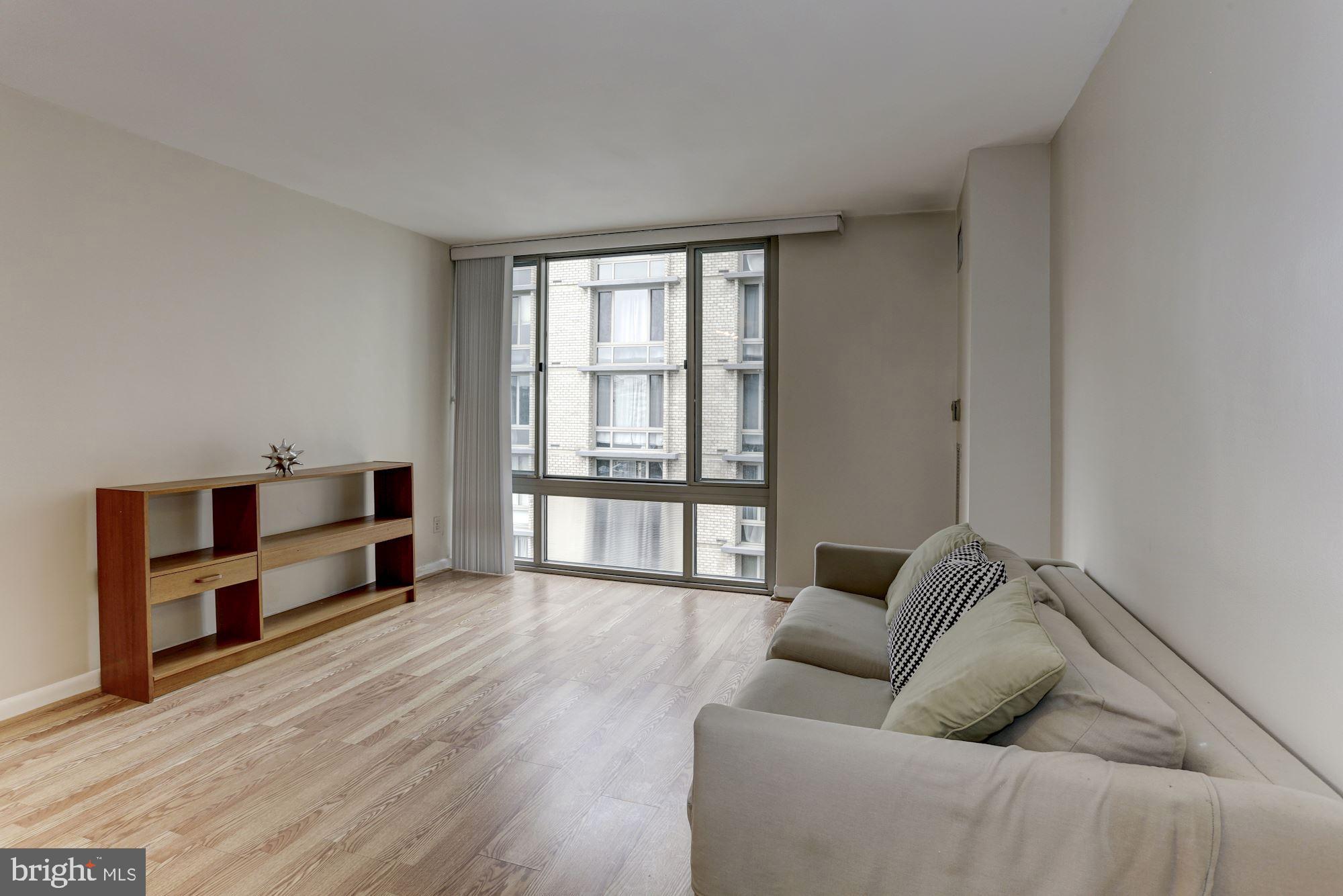 FOGGY BOTTOM - Residential Lease