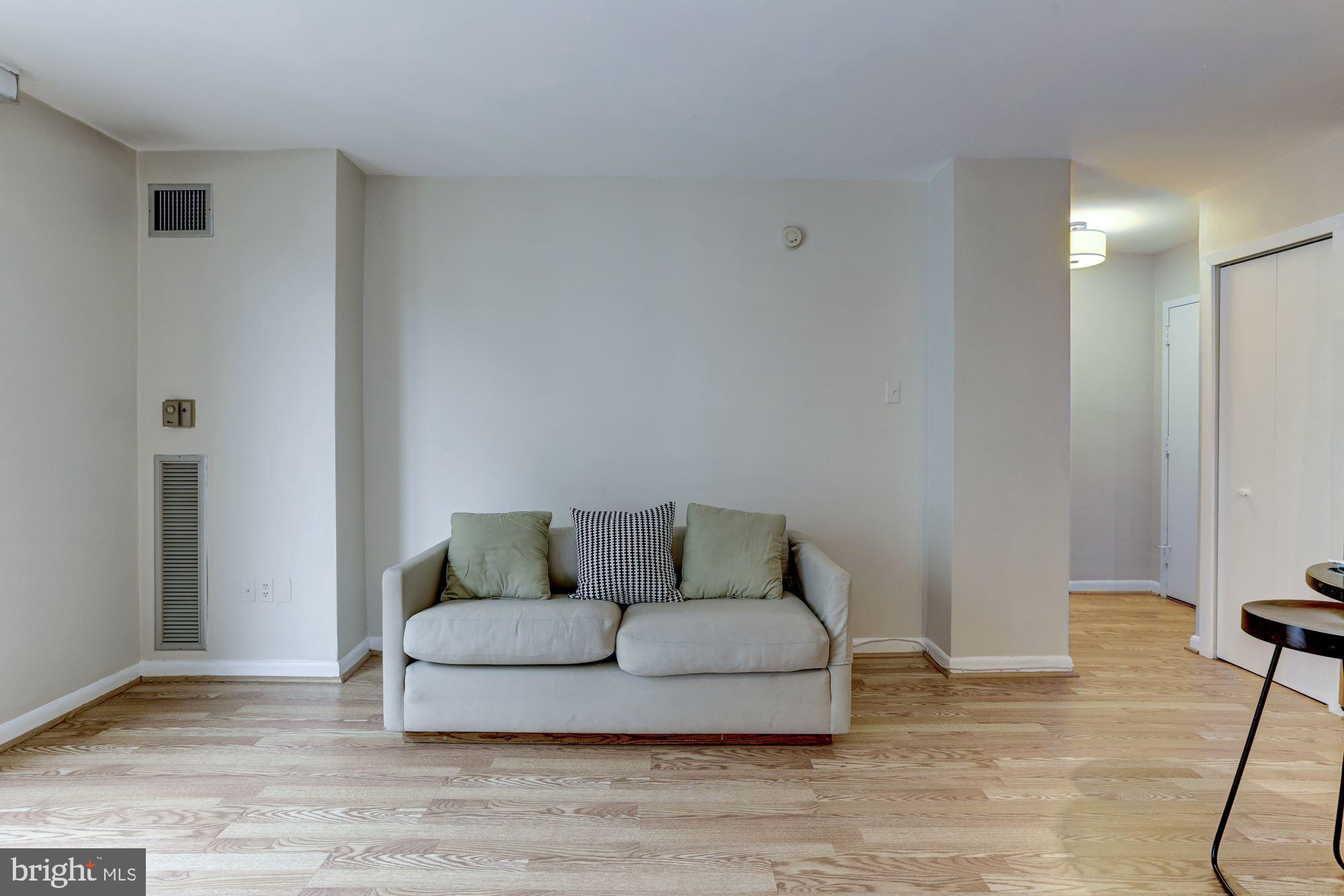 FOGGY BOTTOM - Residential Lease