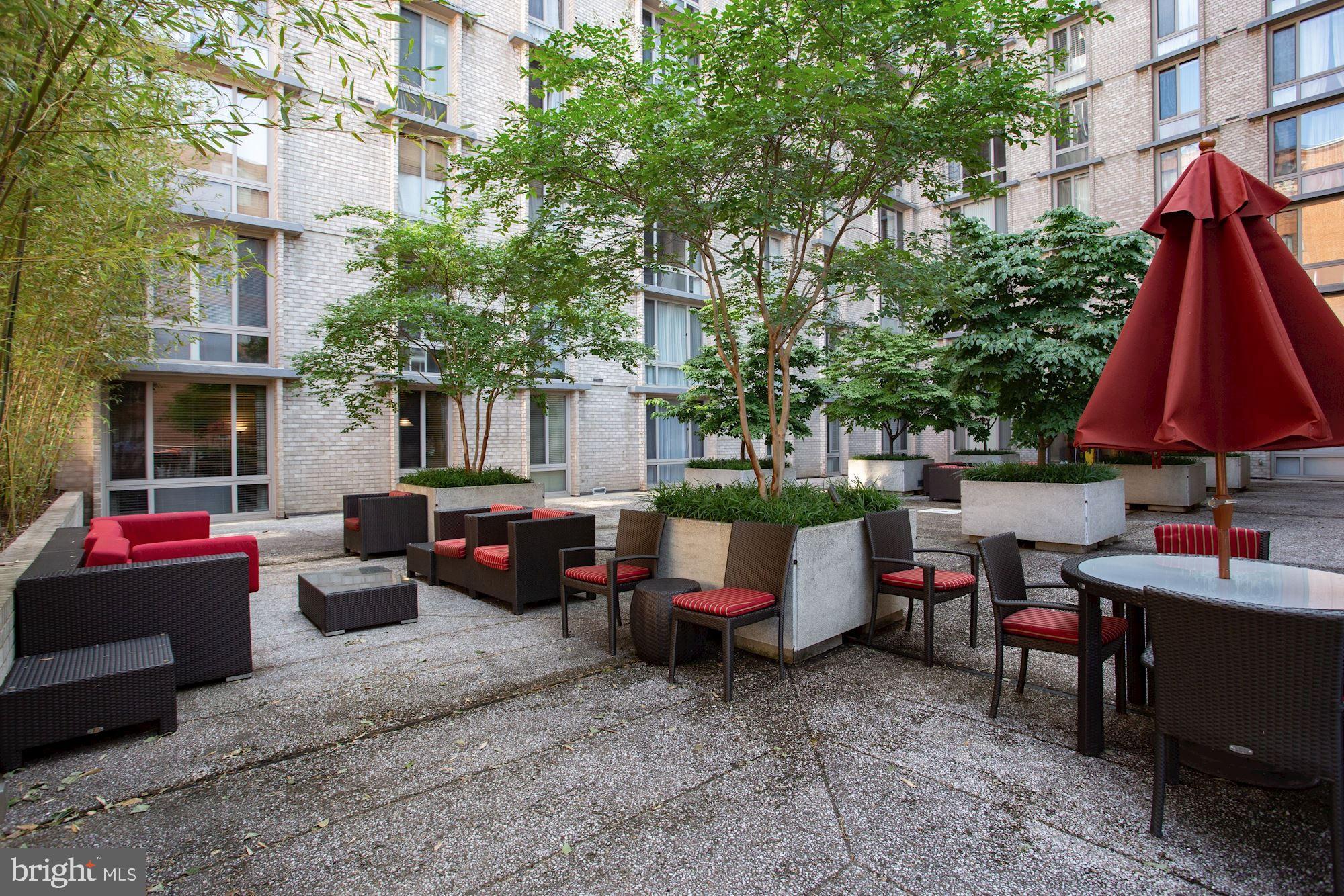 FOGGY BOTTOM - Residential Lease