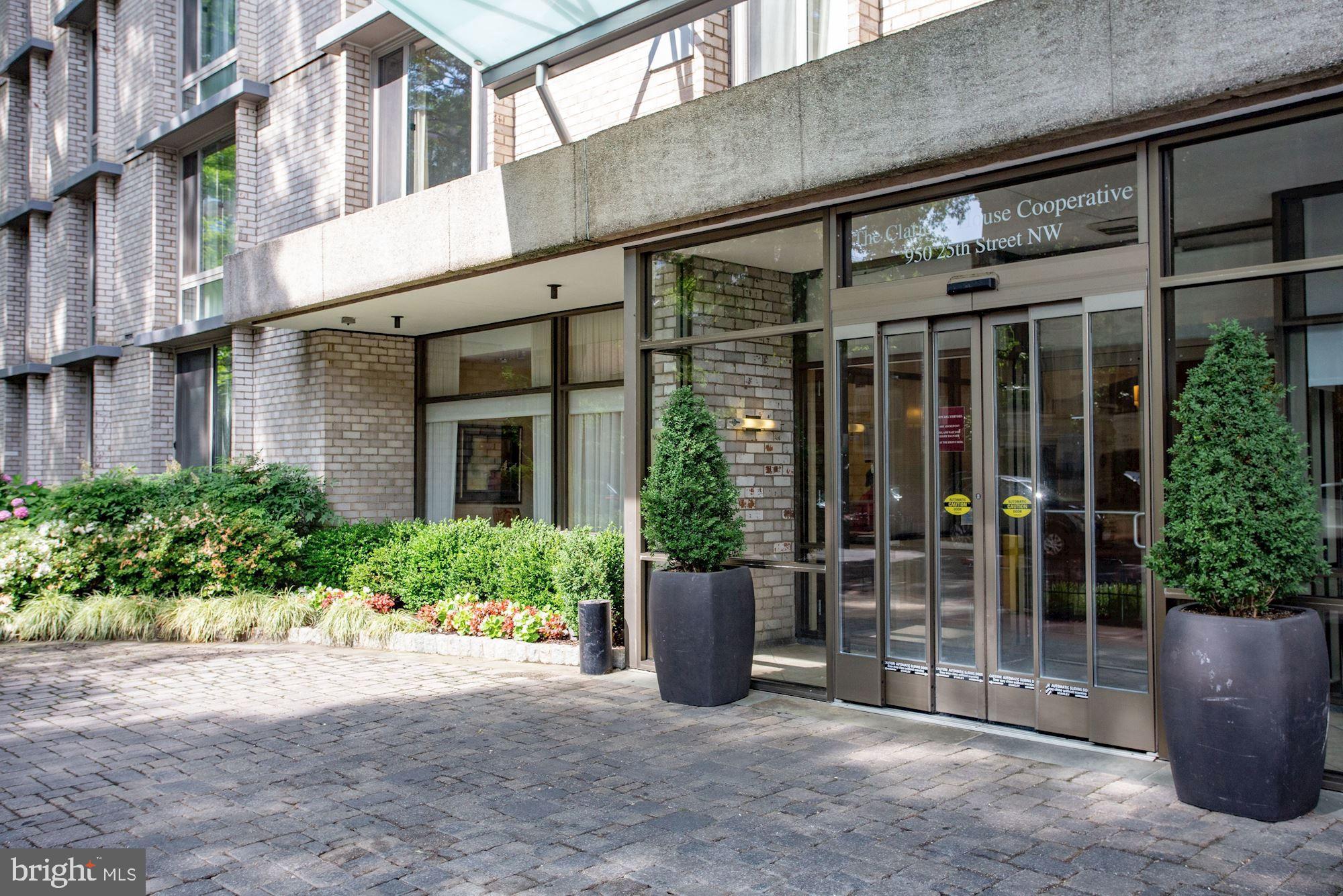 FOGGY BOTTOM - Residential Lease