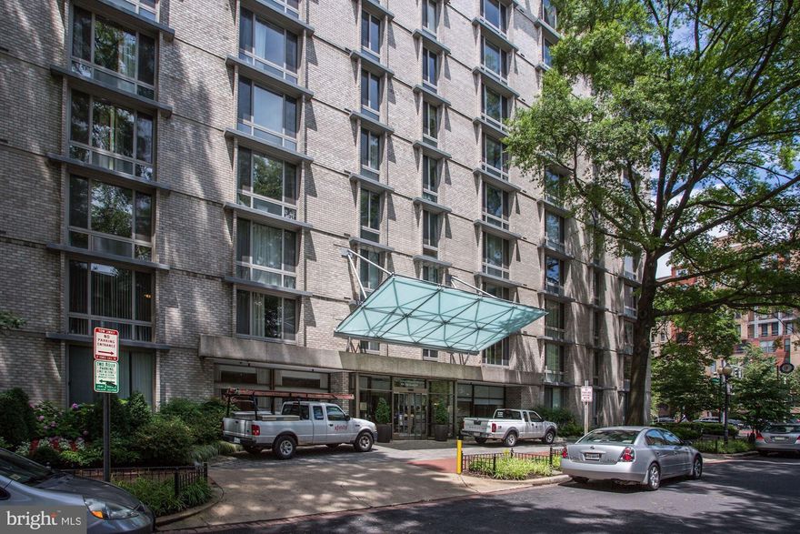 Bright and spacious studio in the formidable Claridge House in the heart of Foggy Bottom! Recently updated kitchen boasts granite countertops, stainless steel appliances and wood floors. Also featuring an enormous walk-in closet with plenty of storage space, that leads to the updated bathroom. Did we mention the floor-to-ceiling windows with views of the building courtyard? The Claridge House features a modern gym, stunning rooftop pool with views of the city, common areas indoors and out, and business amenities throughout. Steps to everything that Foggy Bottom has to offer. This studio has everything you need! Tenant is responsible for move-in fee due to building.