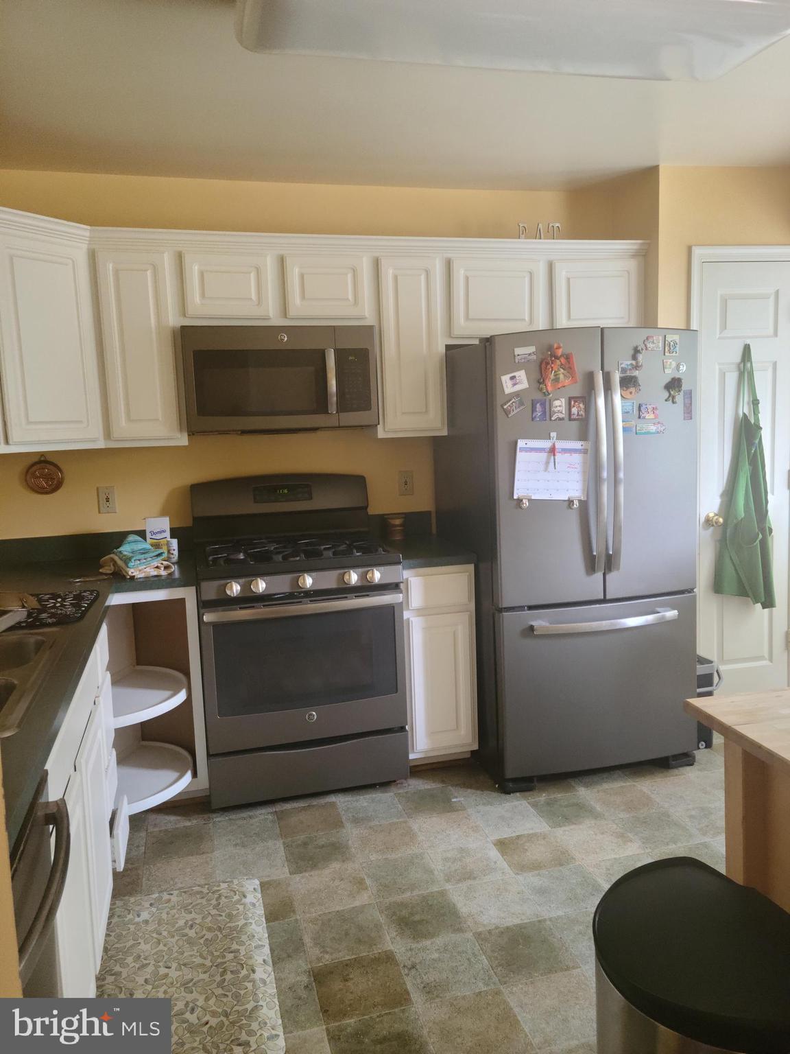 WOODVIEW VILLAGE WEST - Residential