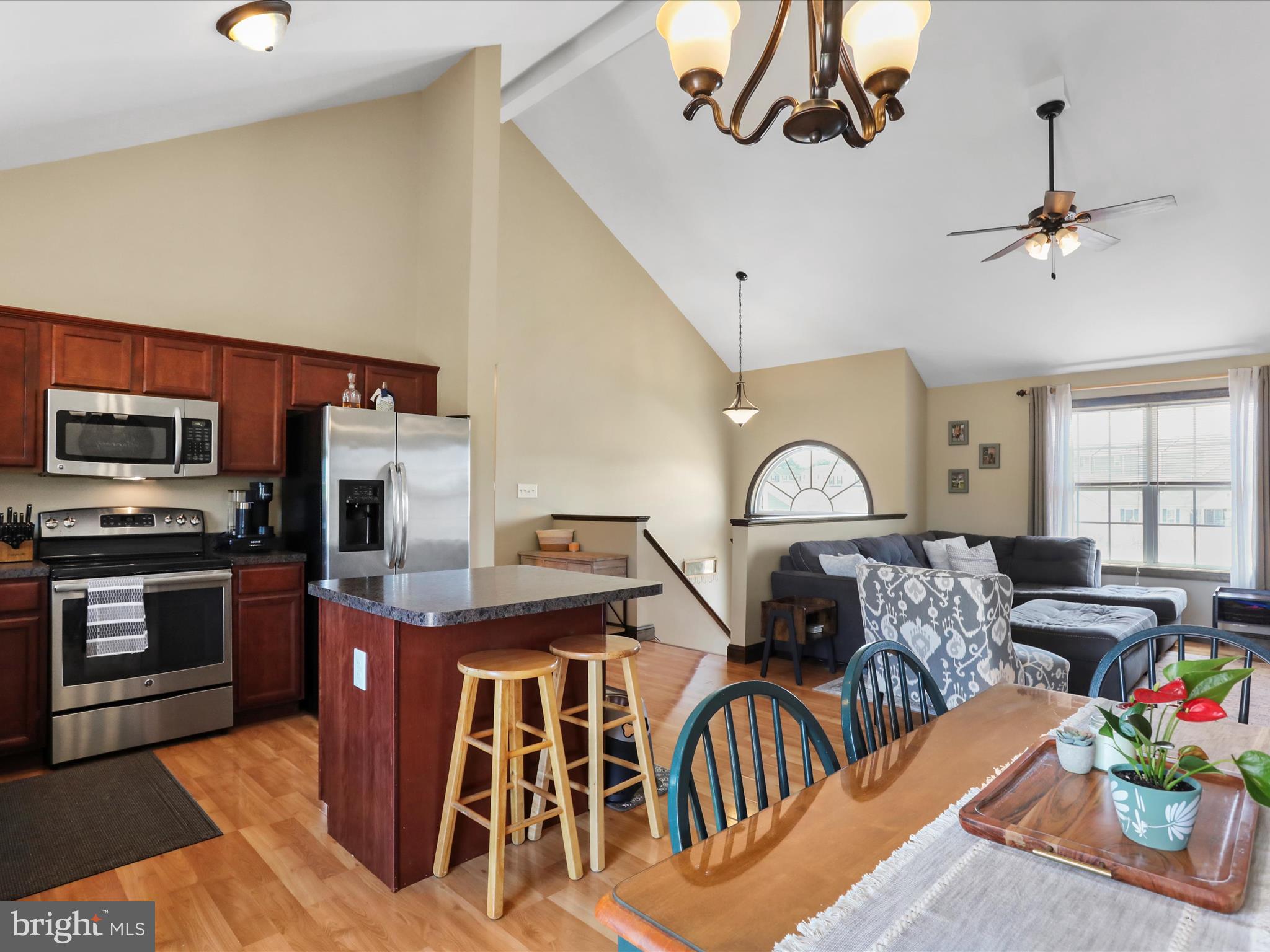 INWOOD VILLAGE - Residential