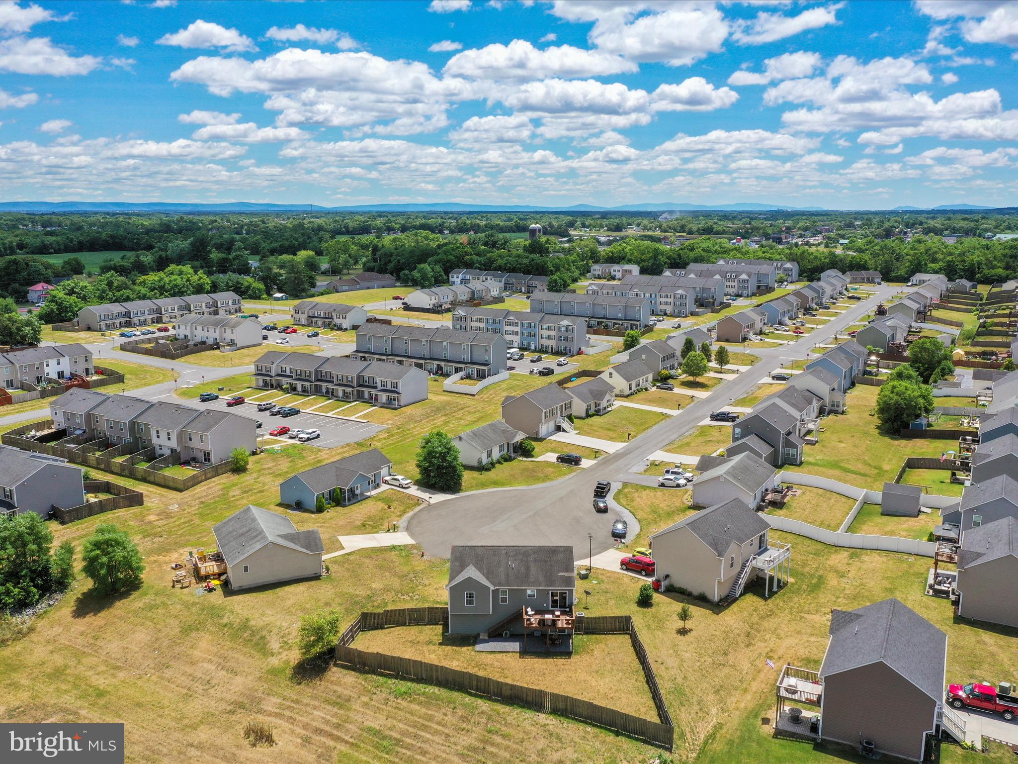 INWOOD VILLAGE - Residential