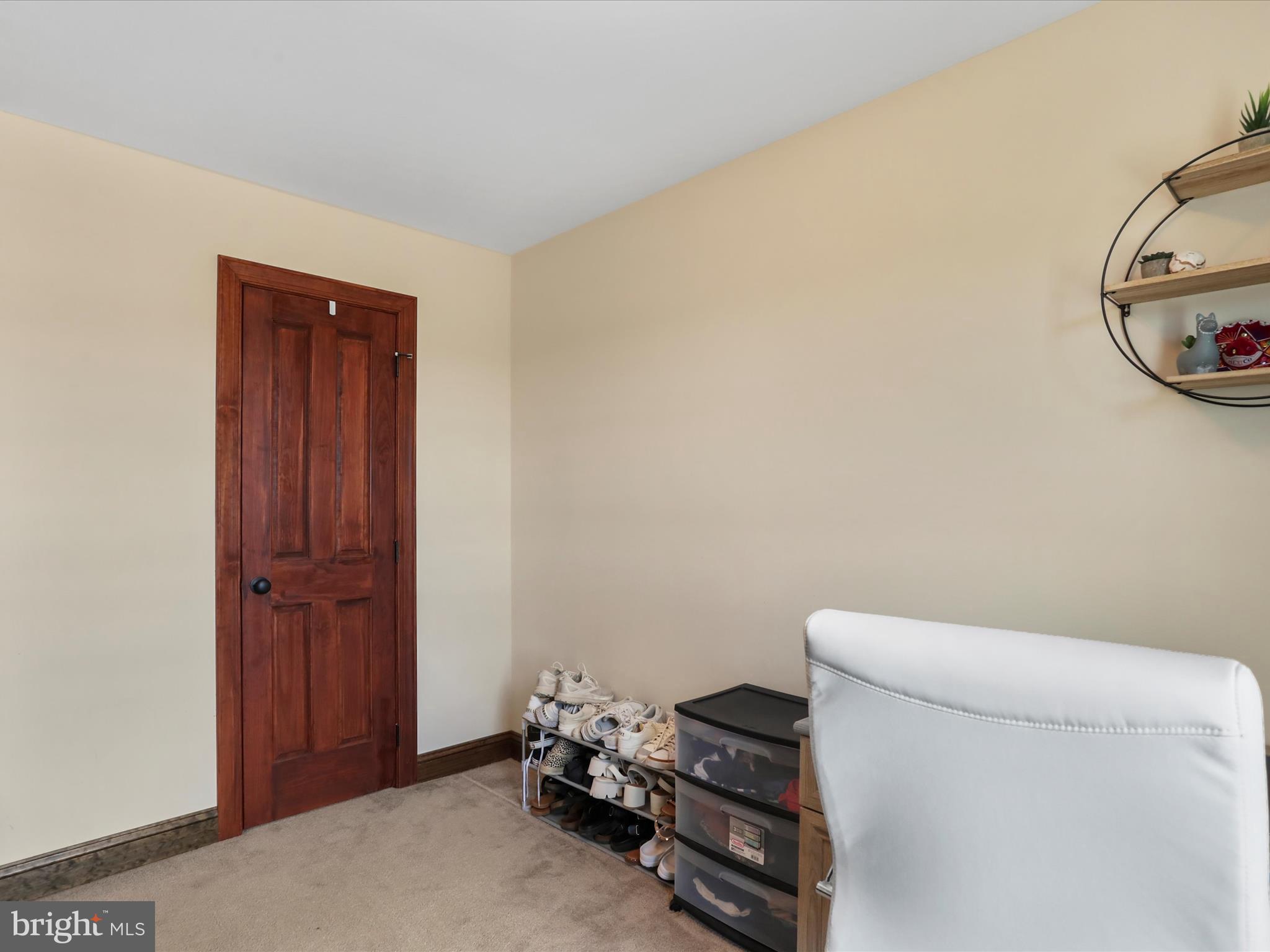 INWOOD VILLAGE - Residential