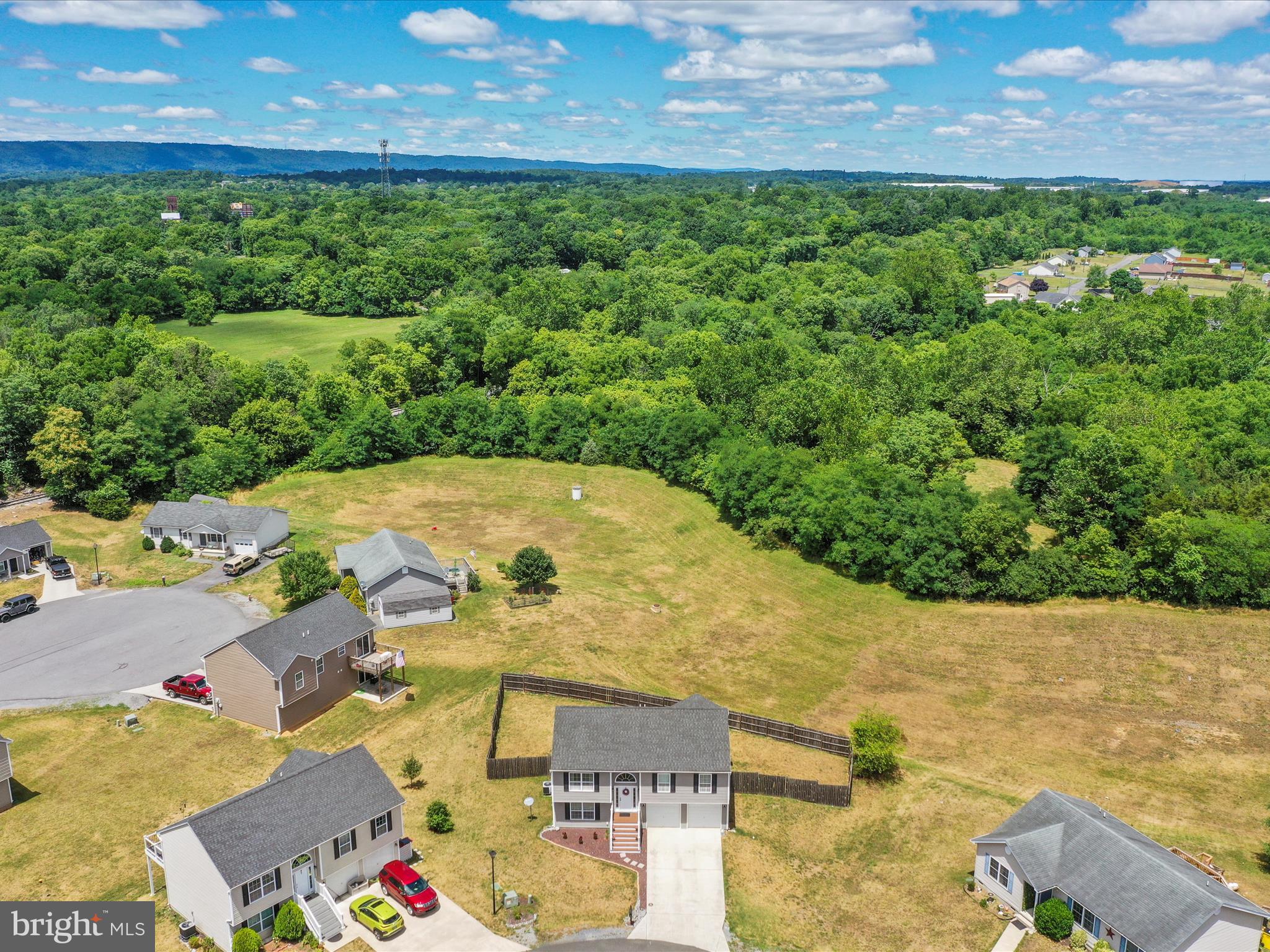 INWOOD VILLAGE - Residential