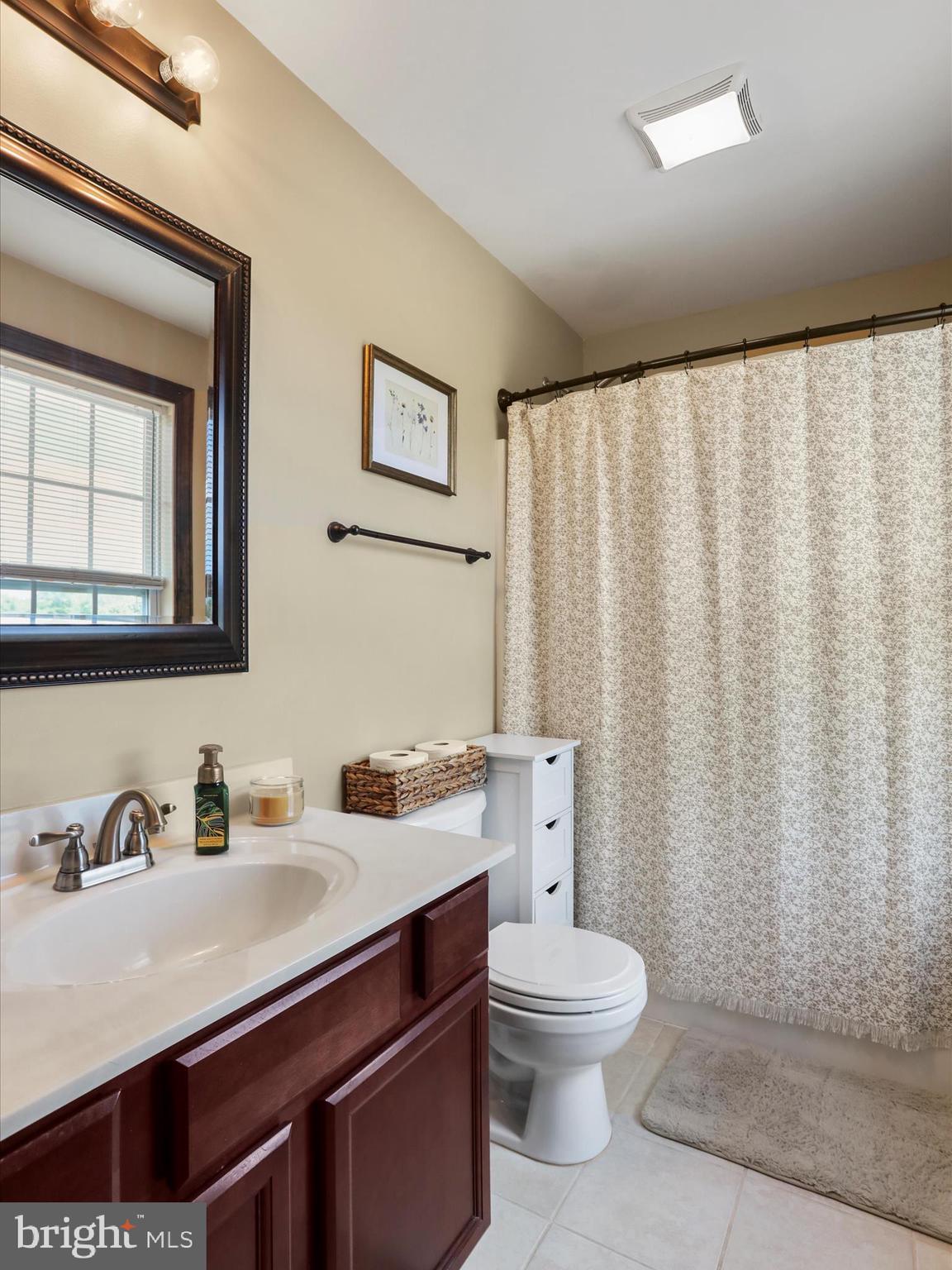 INWOOD VILLAGE - Residential