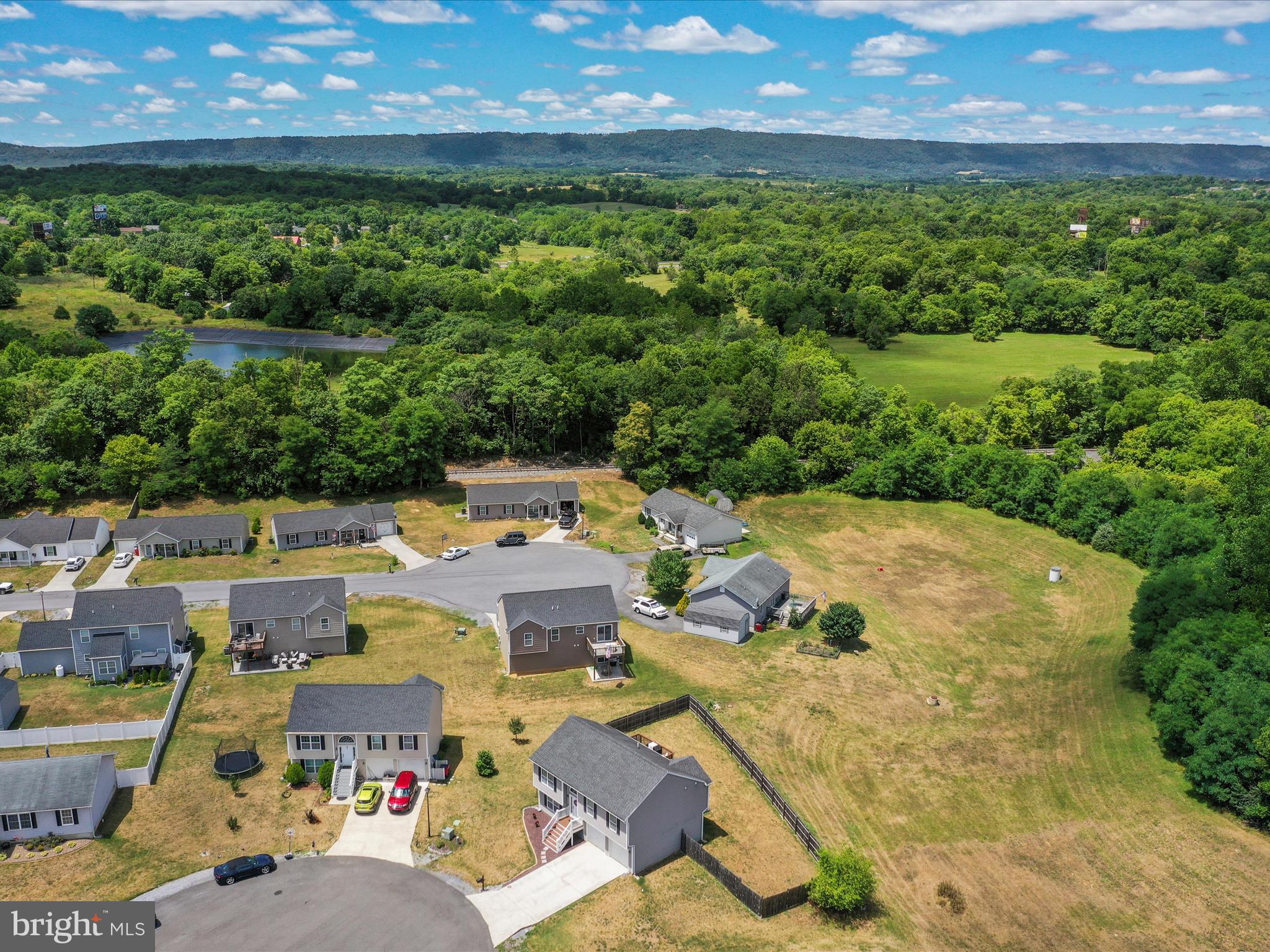 INWOOD VILLAGE - Residential