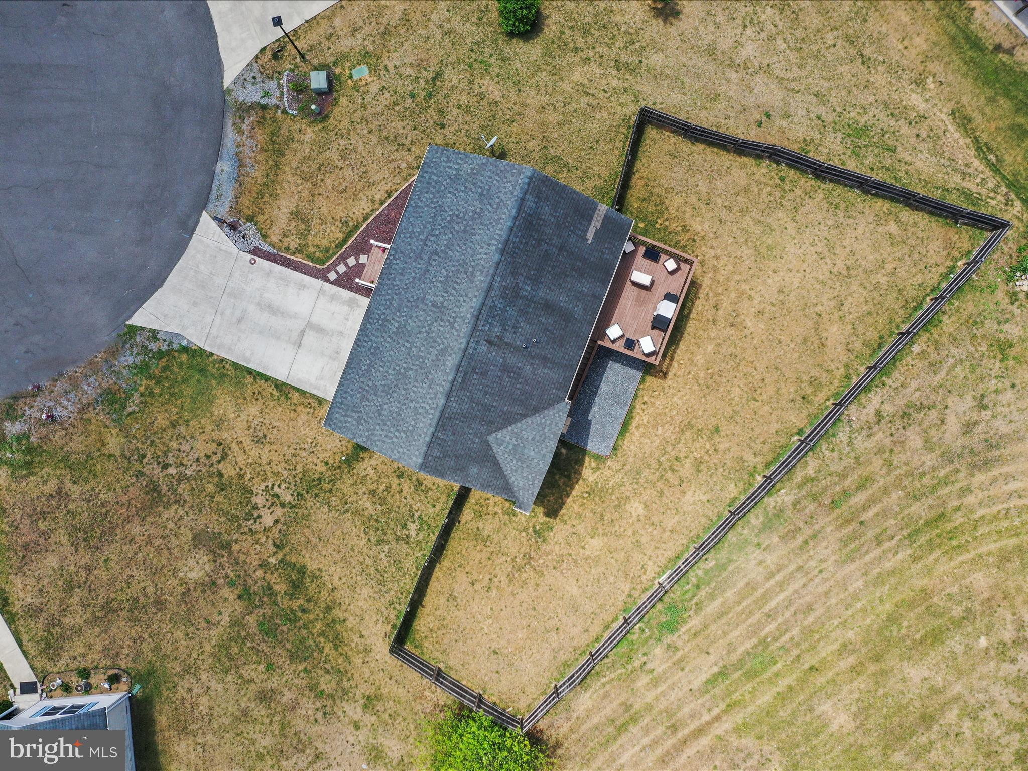 INWOOD VILLAGE - Residential