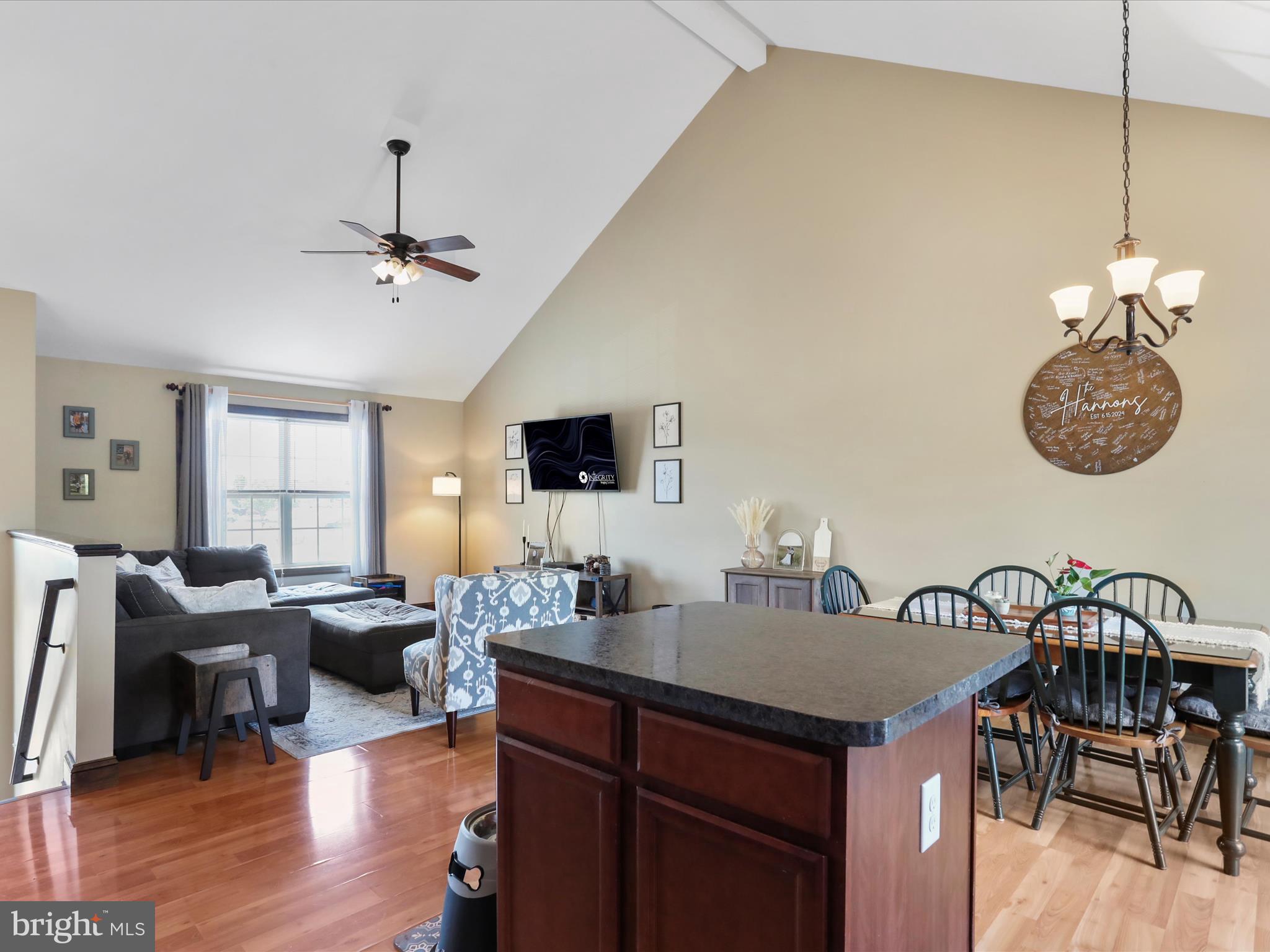 INWOOD VILLAGE - Residential