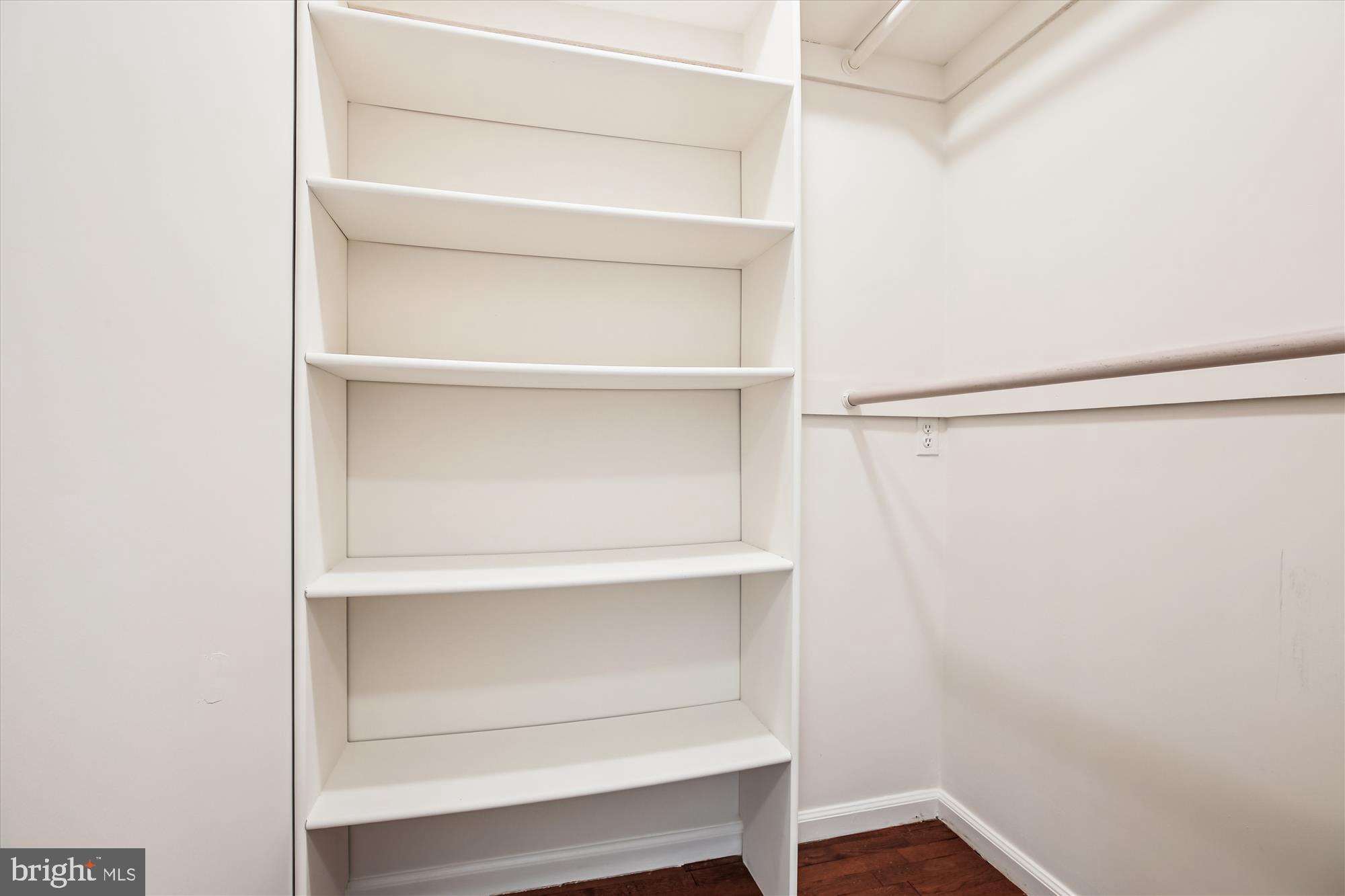 EAST GATE OF POTOMAC - Residential