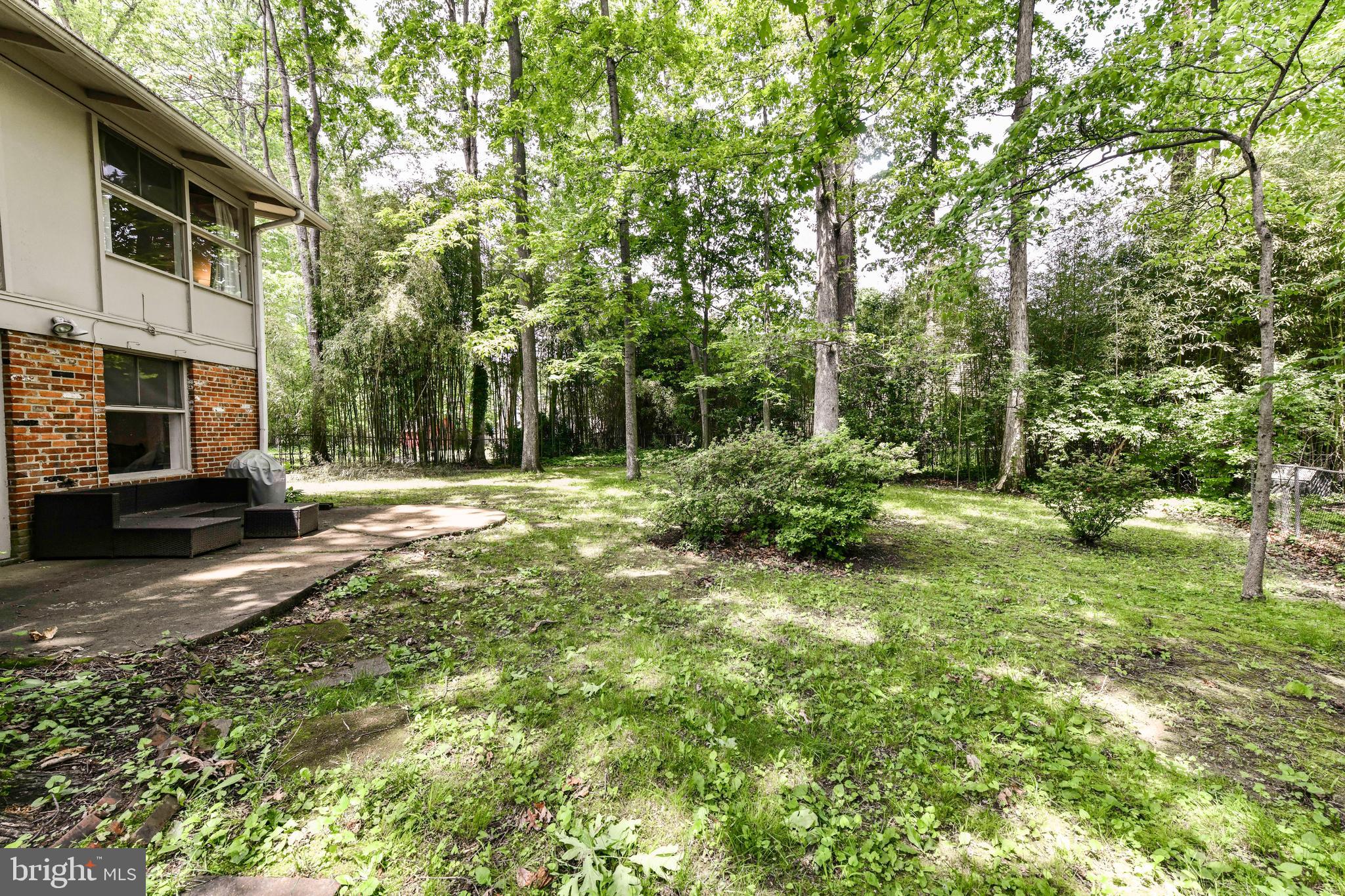 HOLMES RUN ACRES - Residential Lease