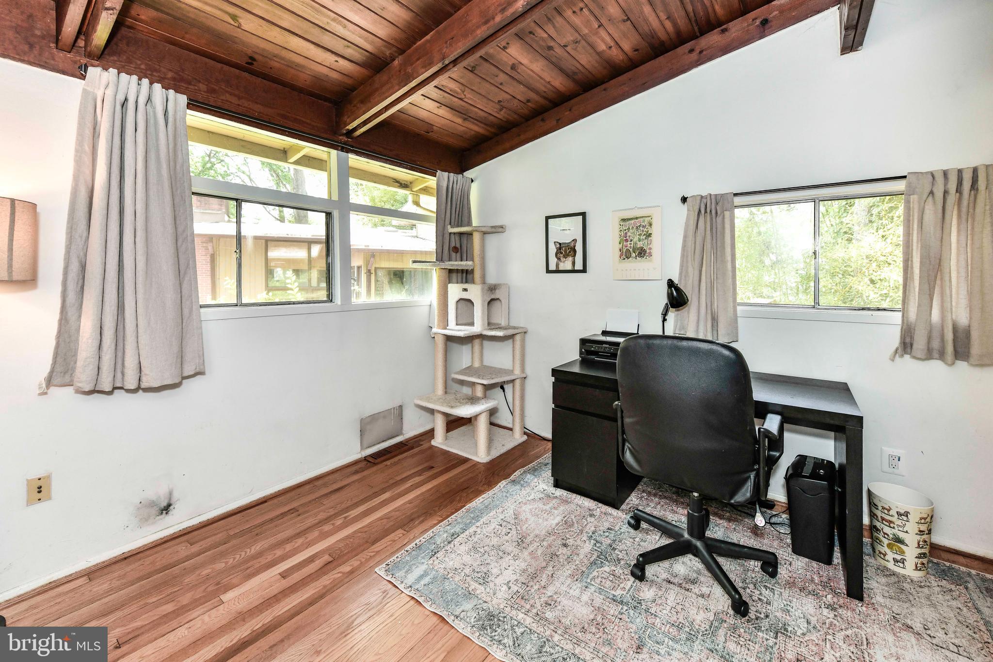 HOLMES RUN ACRES - Residential Lease