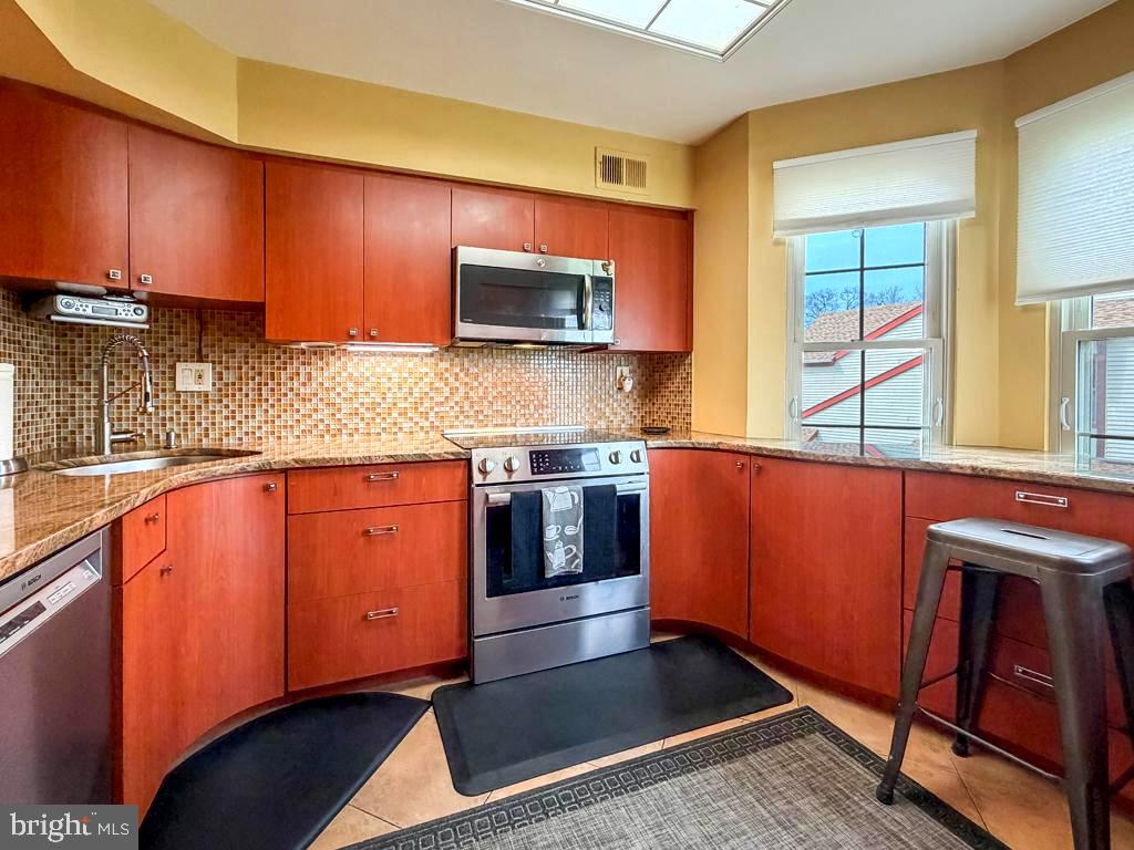 TAPESTRY - Residential