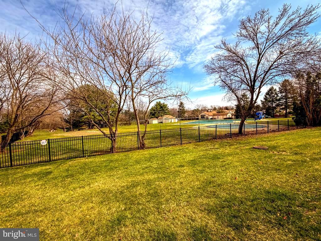 TAPESTRY - Residential